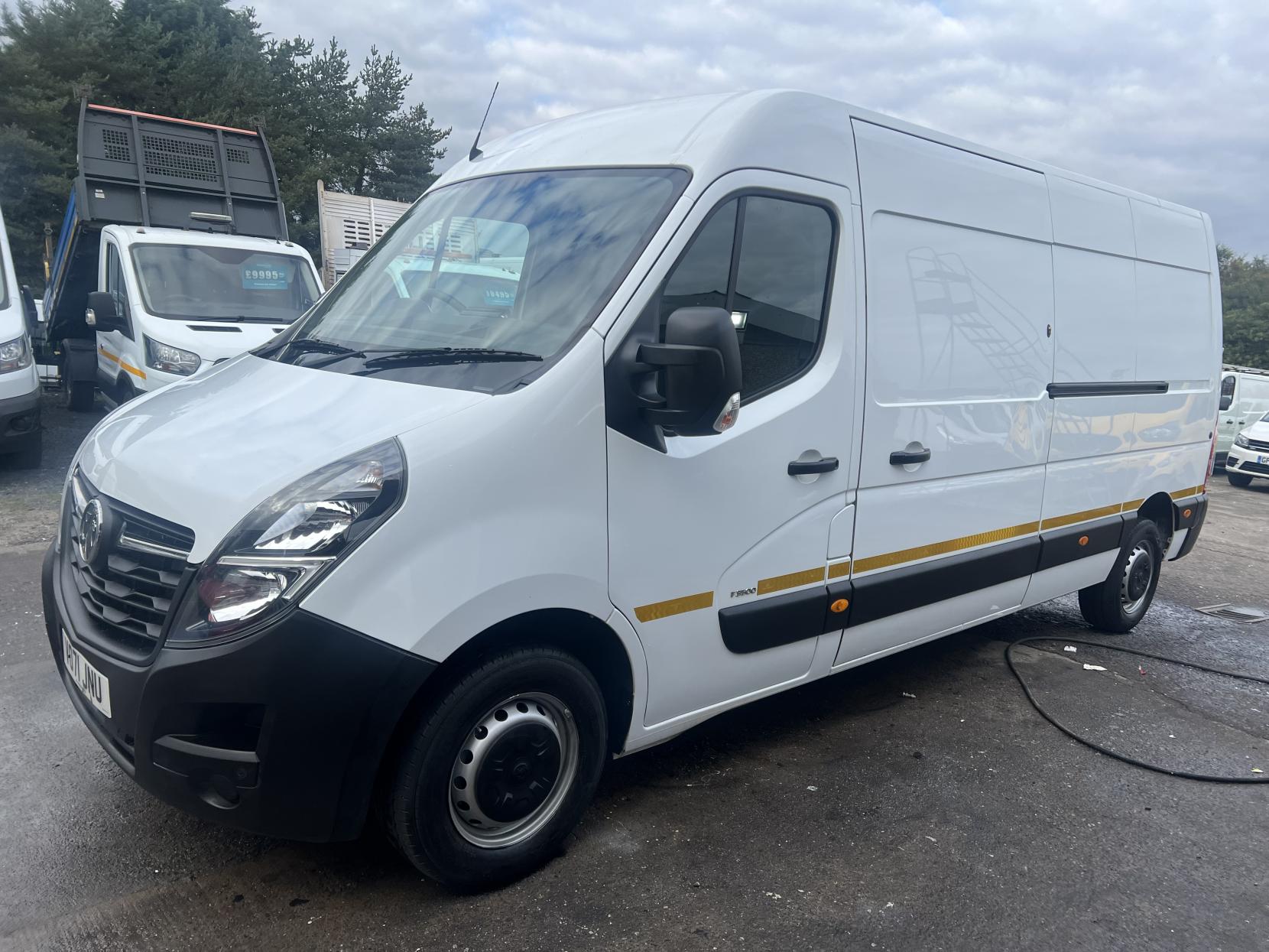Vauxhall Movano 2.3 CDTi 3500 BiTurbo Edition Panel Van 5dr Diesel Manual FWD L3 H2 Euro 6 (135 ps)