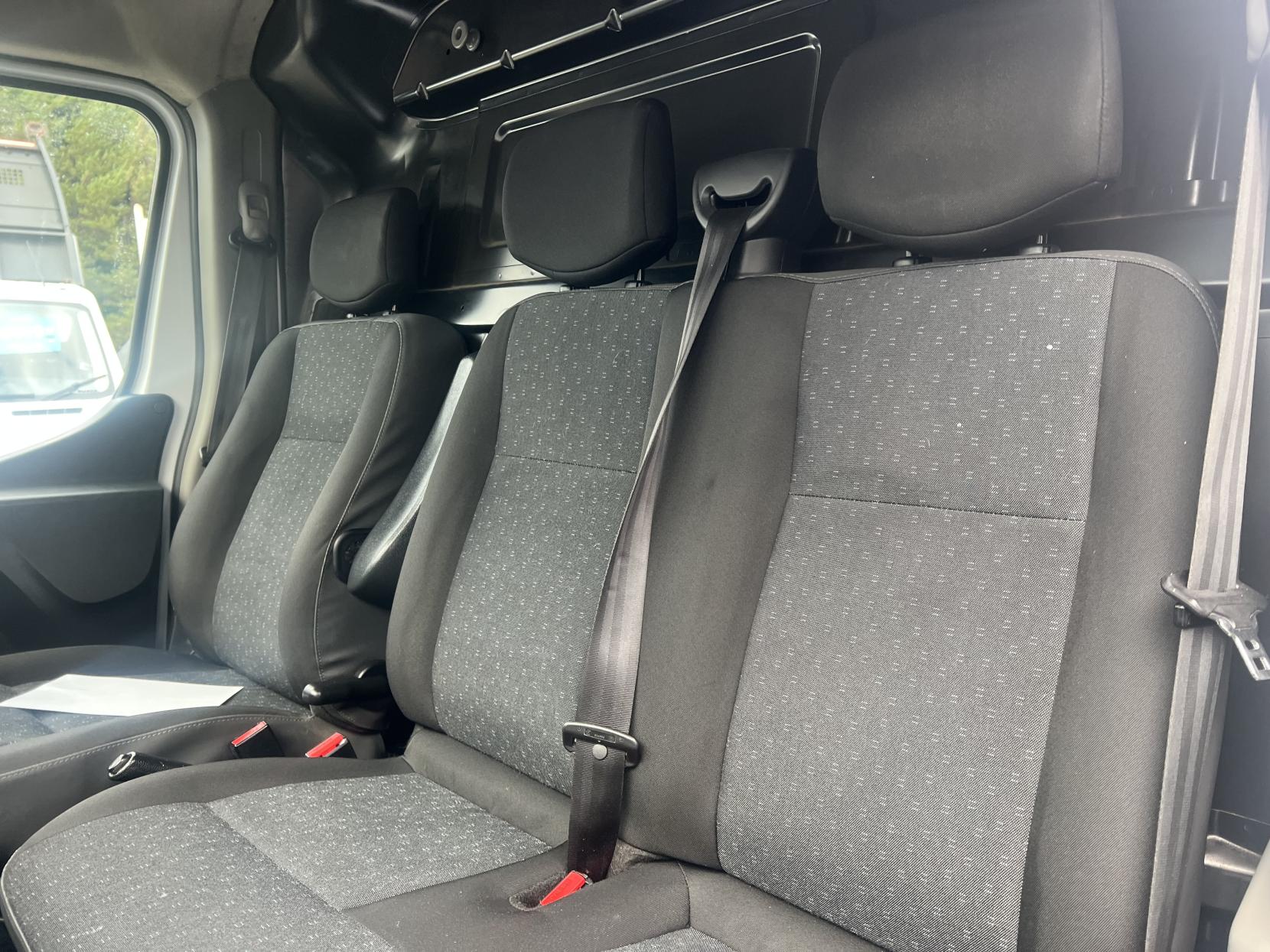 Vauxhall Movano 2.3 CDTi 3500 BiTurbo Edition Panel Van 5dr Diesel Manual FWD L3 H2 Euro 6 (135 ps)