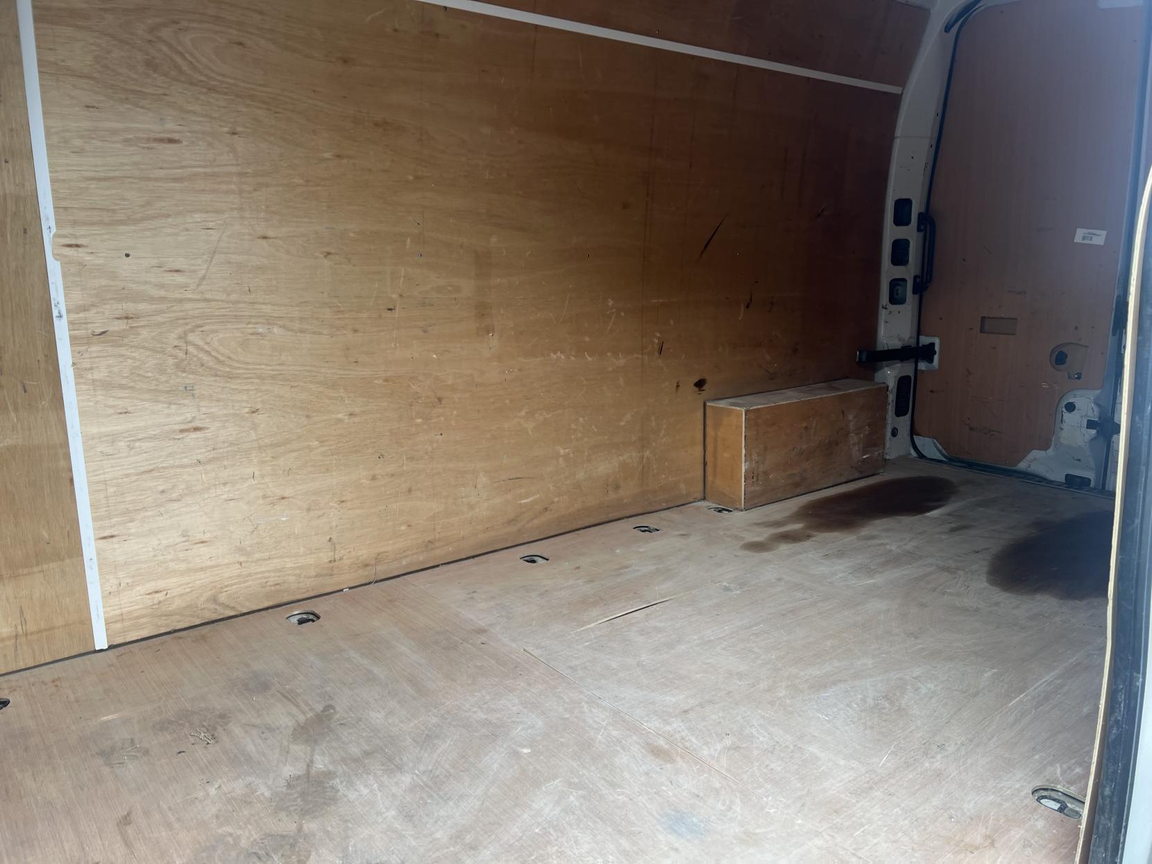 Vauxhall Movano 2.3 CDTi 3500 BiTurbo Edition Panel Van 5dr Diesel Manual FWD L3 H2 Euro 6 (135 ps)