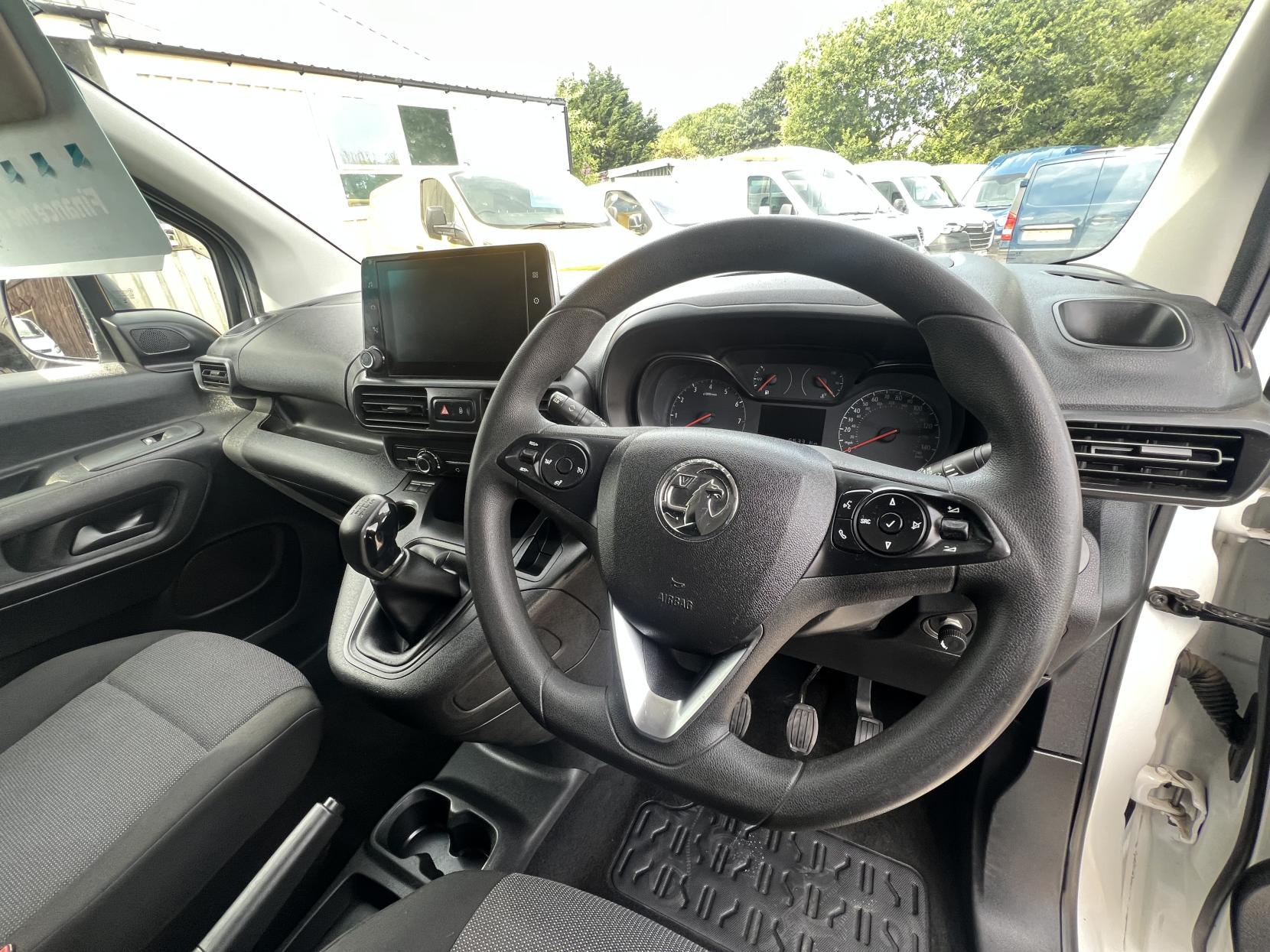 Vauxhall Combo 1.6 Turbo D 2300 Sportive Panel Van 4dr Diesel Manual L1 H1 Euro 6 (s/s) (100 ps)