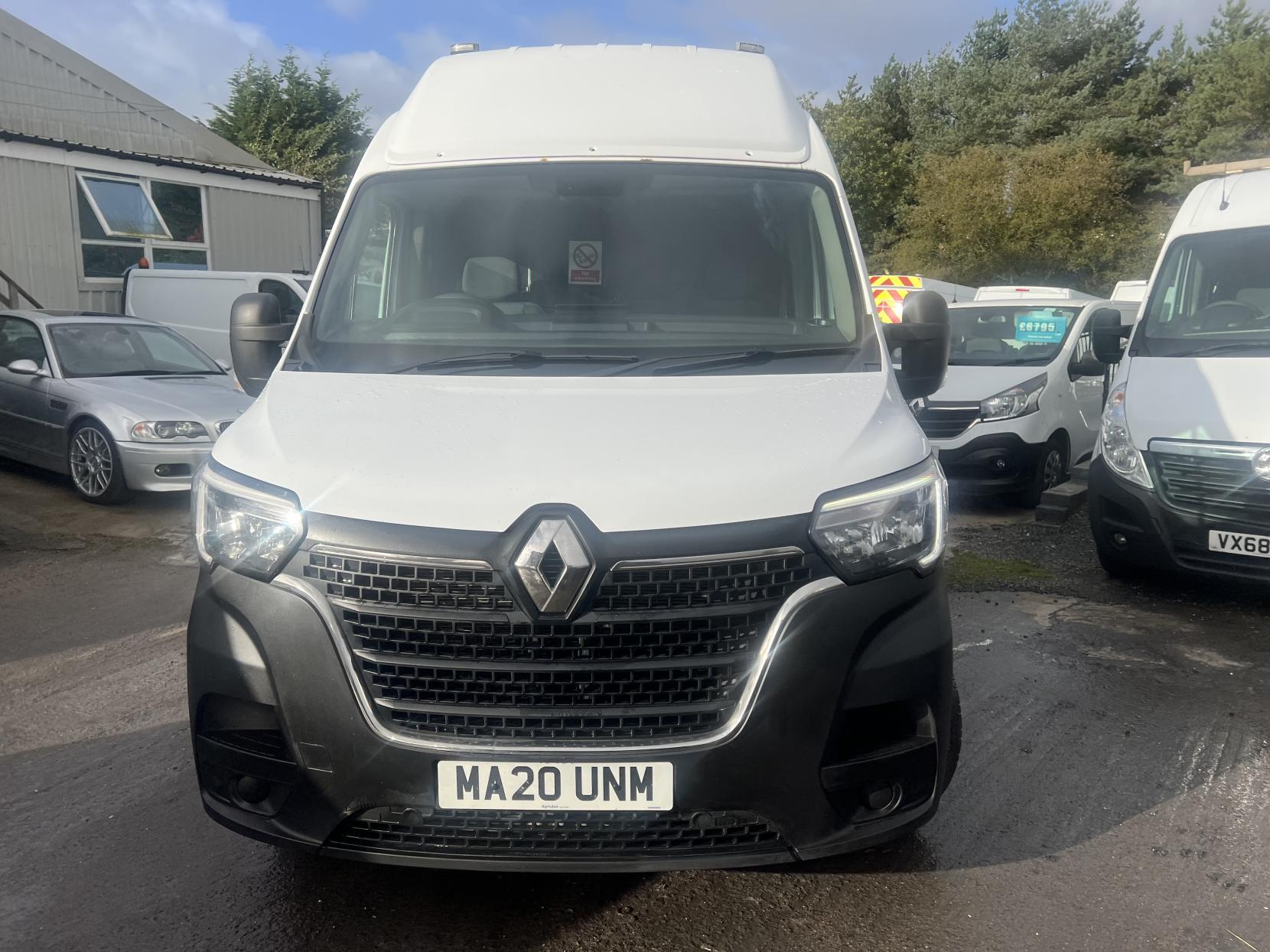 Renault Master 2.3 dCi ENERGY 35 Business Panel Van 4dr Diesel Manual FWD LWB High Roof Euro 6 (s/s) (150 bhp)