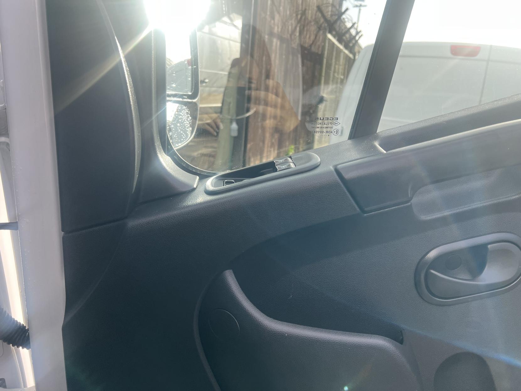 Renault Master 2.3 dCi ENERGY 35 Business Panel Van 4dr Diesel Manual FWD LWB High Roof Euro 6 (s/s) (150 bhp)