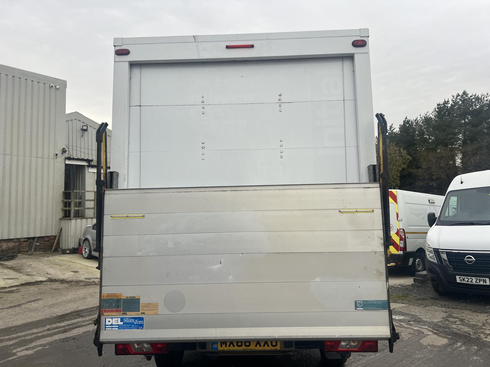 Ford Transit 2.0 350 EcoBlue Chassis Cab 2dr Diesel Manual FWD L2 H1 Euro 6 (105 ps)