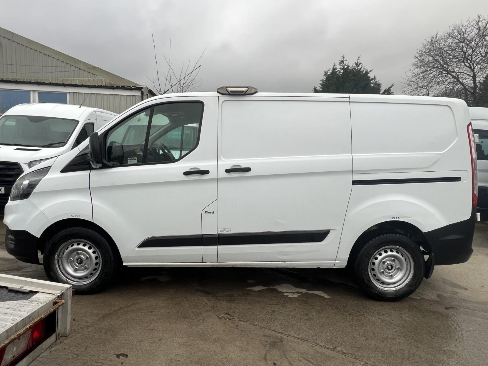 Ford Transit Custom 2.0 320 EcoBlue Panel Van 5dr Diesel Manual L1 H1 Euro 6 (105 ps)