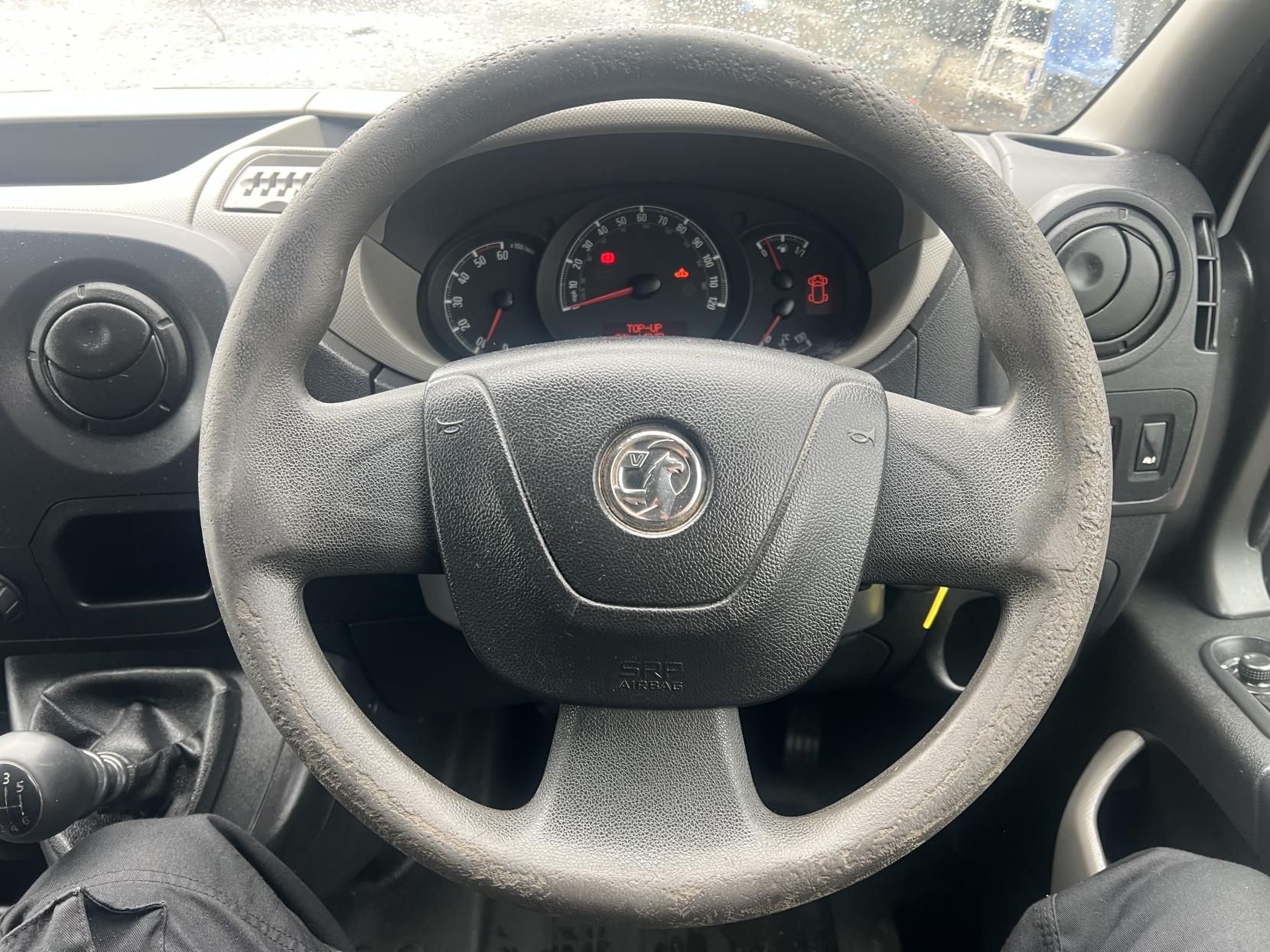 Vauxhall Movano 2.3 CDTi 3500 Panel Van 5dr Diesel Manual FWD L2 H2 Euro 5 (125 ps)