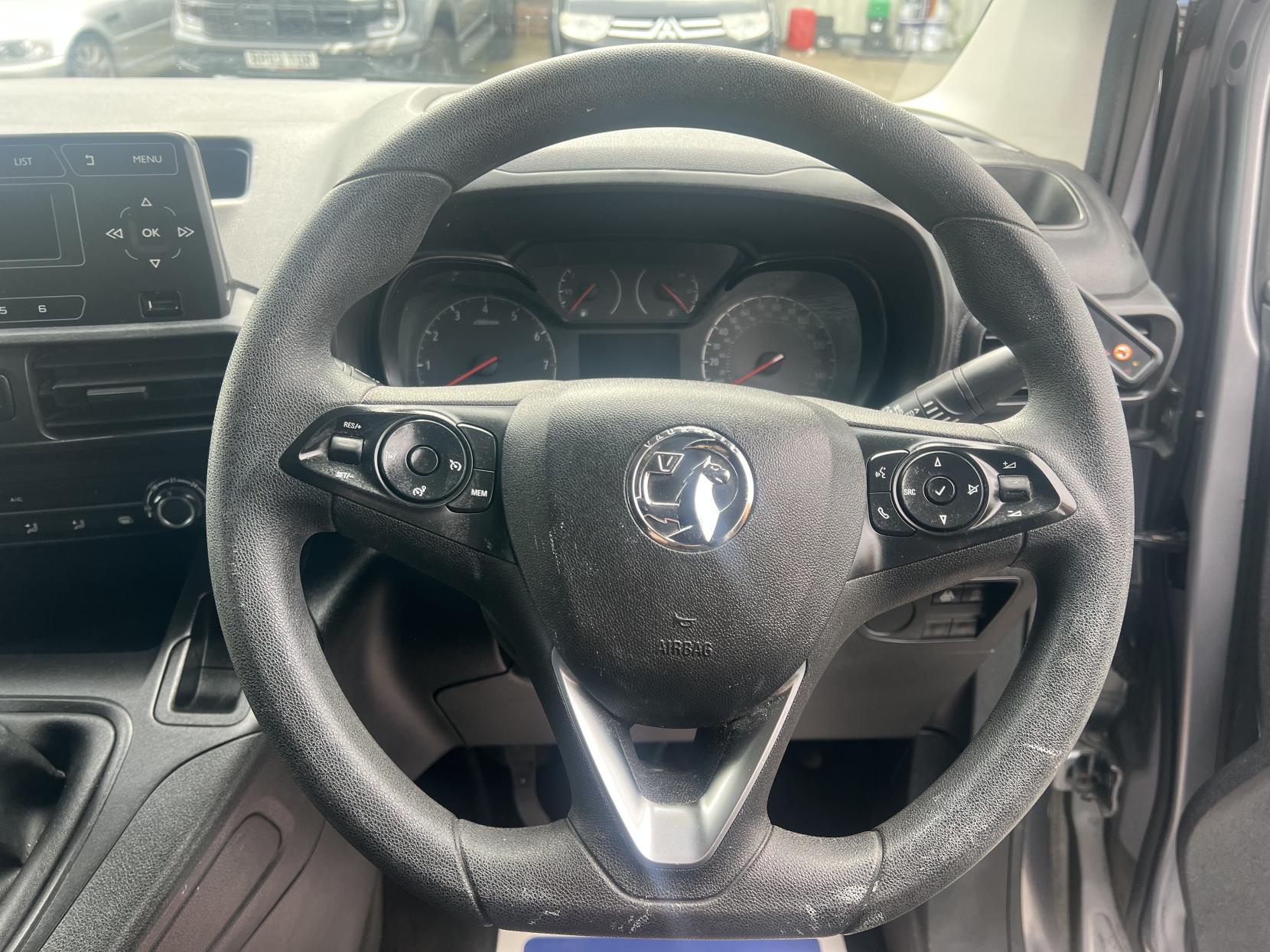 Vauxhall Combo 1.5 Turbo D 2300 Edition Panel Van 4dr Diesel Manual L2 H1 Euro 6 (s/s) (100 ps)