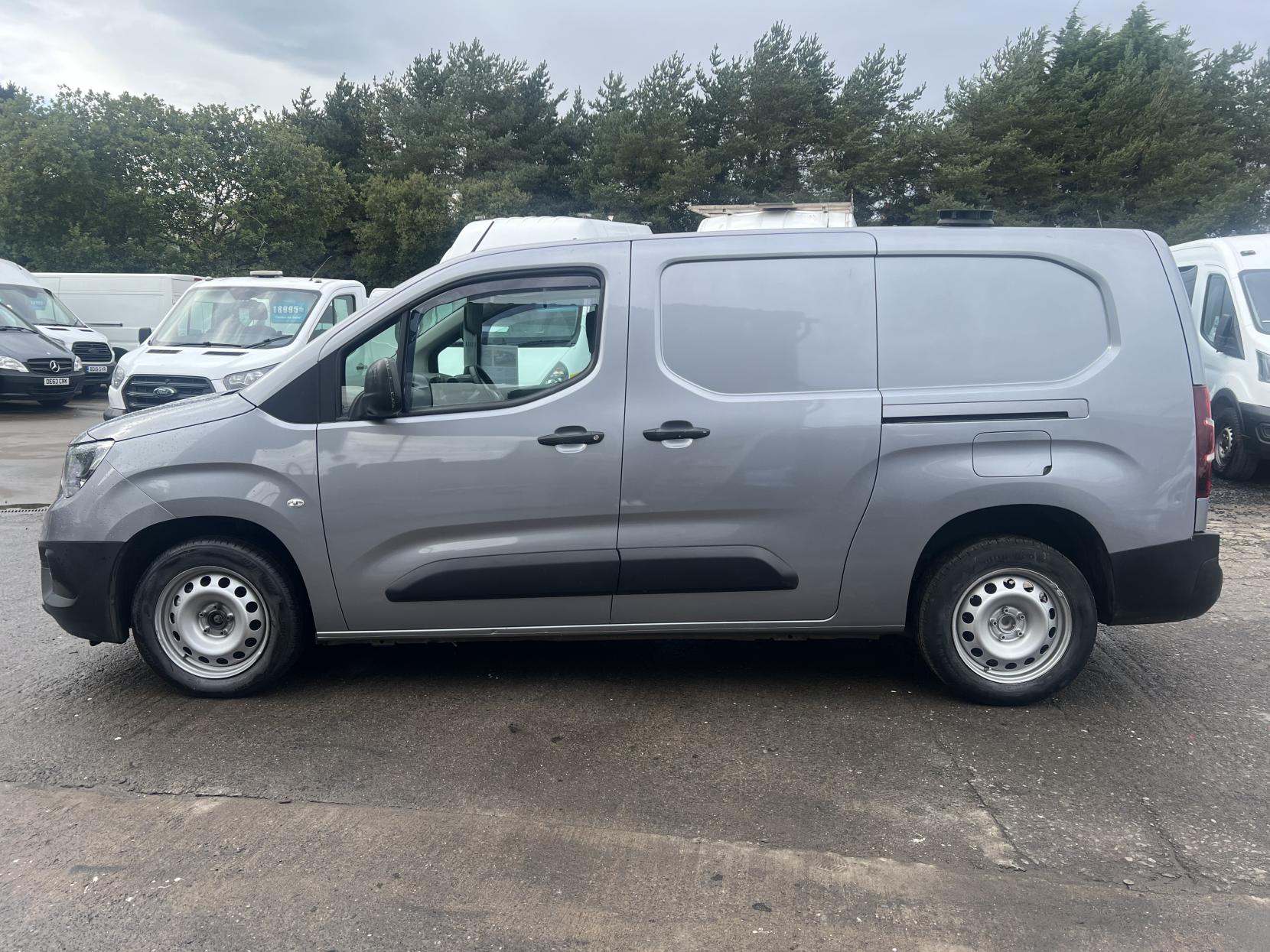 Vauxhall Combo 1.5 Turbo D 2300 Edition Panel Van 4dr Diesel Manual L2 H1 Euro 6 (s/s) (100 ps)