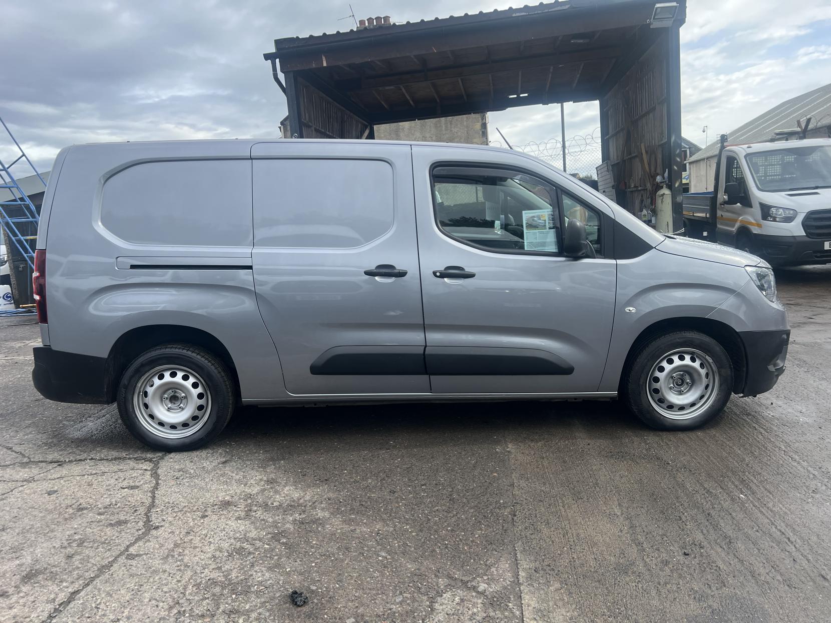 Vauxhall Combo 1.5 Turbo D 2300 Edition Panel Van 4dr Diesel Manual L2 H1 Euro 6 (s/s) (100 ps)
