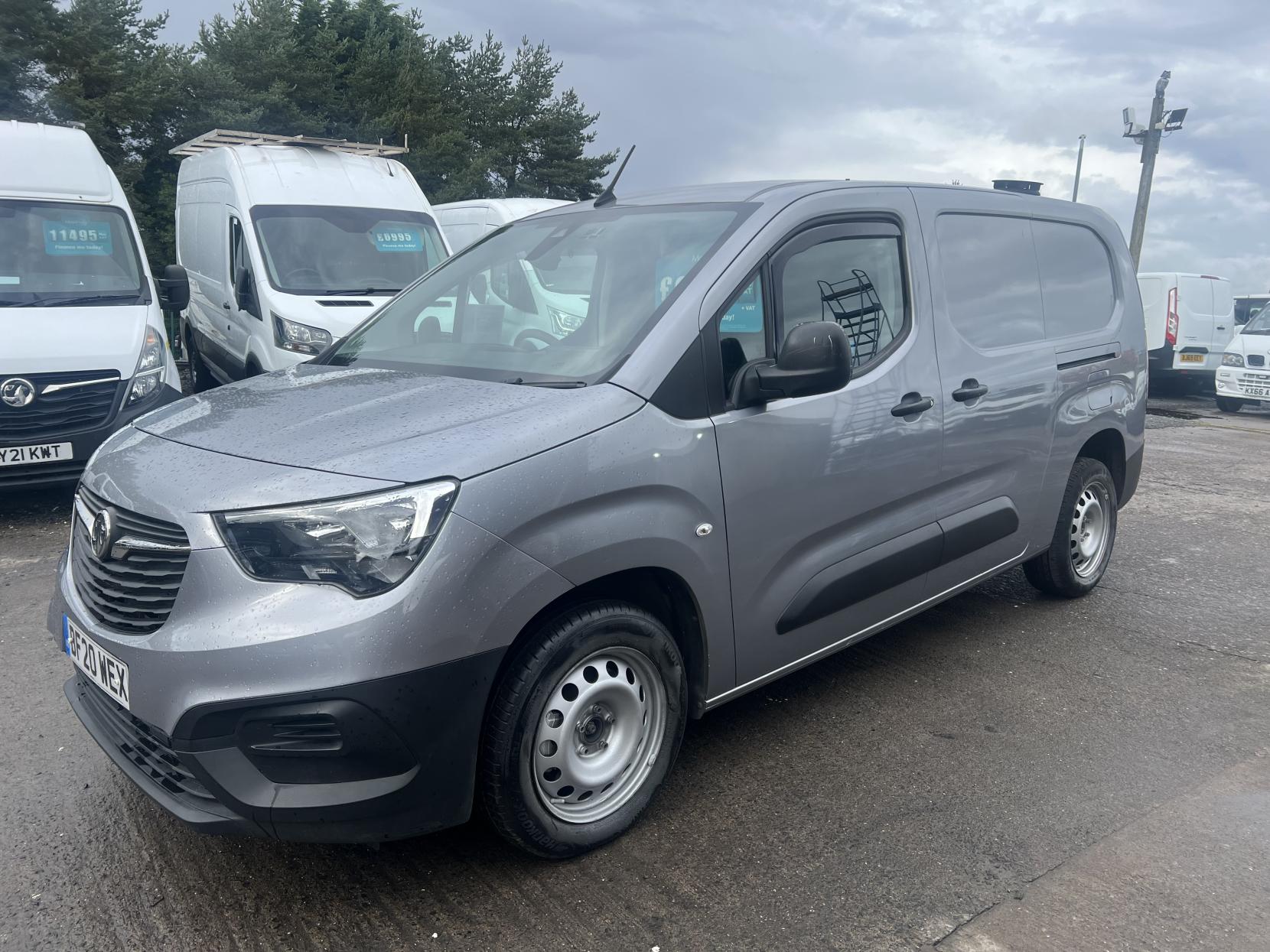 Vauxhall Combo 1.5 Turbo D 2300 Edition Panel Van 4dr Diesel Manual L2 H1 Euro 6 (s/s) (100 ps)