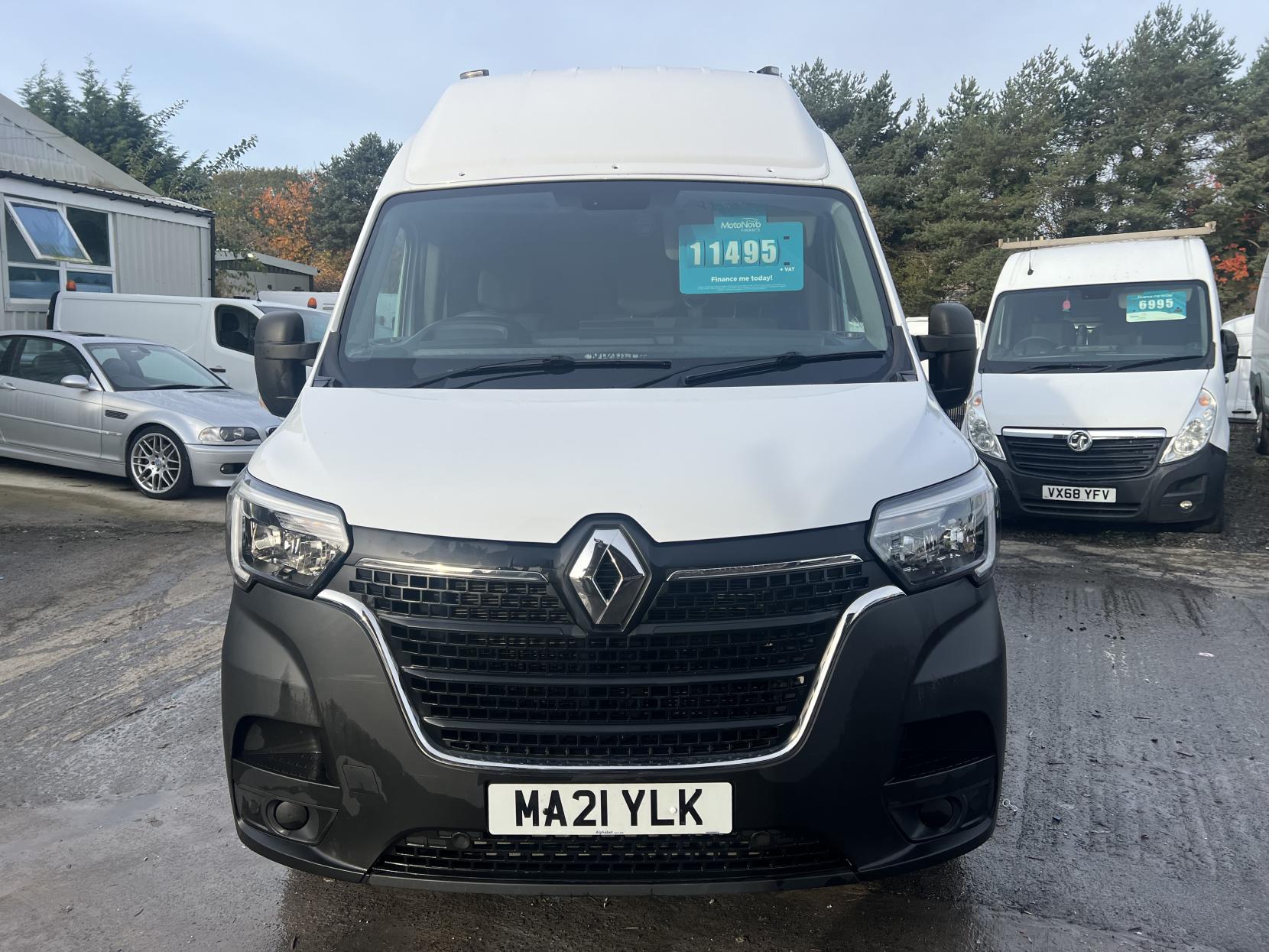 Renault Master 2.3 dCi ENERGY 35 Business Panel Van 4dr Diesel Manual FWD LWB High Roof Euro 6 (s/s) (150 bhp)