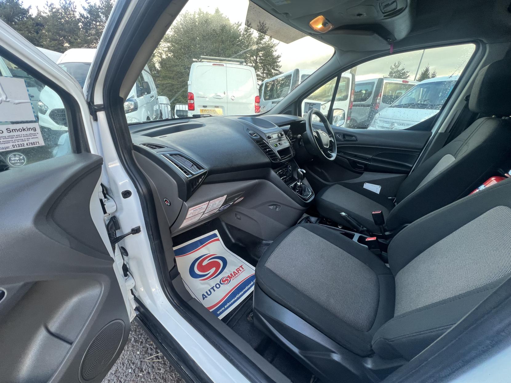 Ford Transit Connect 1.5 240 EcoBlue Leader Panel Van 5dr Diesel Manual L2 Euro 6 (s/s) (100 ps)