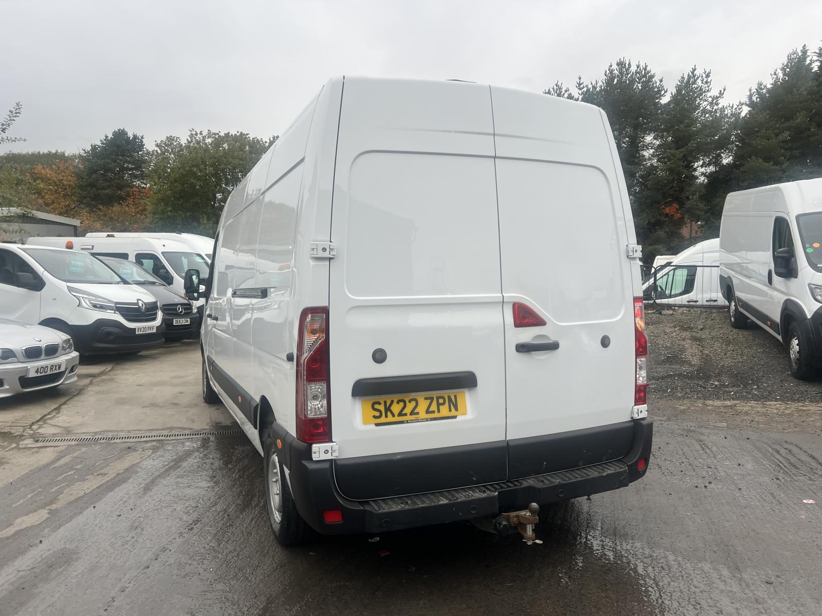 Nissan Interstar 2.3 dCi 35 Acenta Panel Van 4dr Diesel Manual FWD L3 H2 Euro 6 (135 ps)