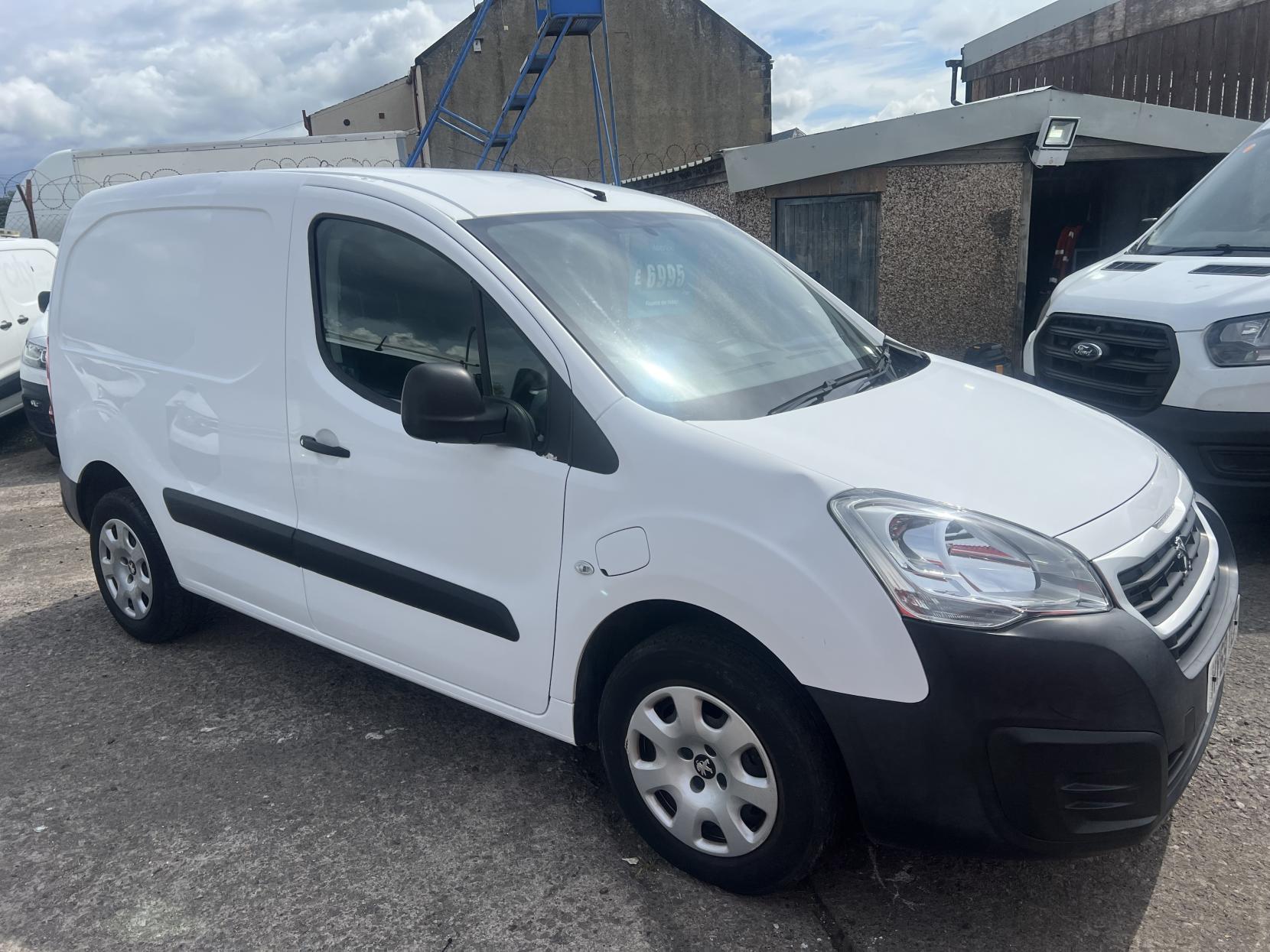 Peugeot e-Partner 49Kw SE Panel Van 6dr Electric Automatic FWD L2 H1 (0 g/km, 65.71 bhp)