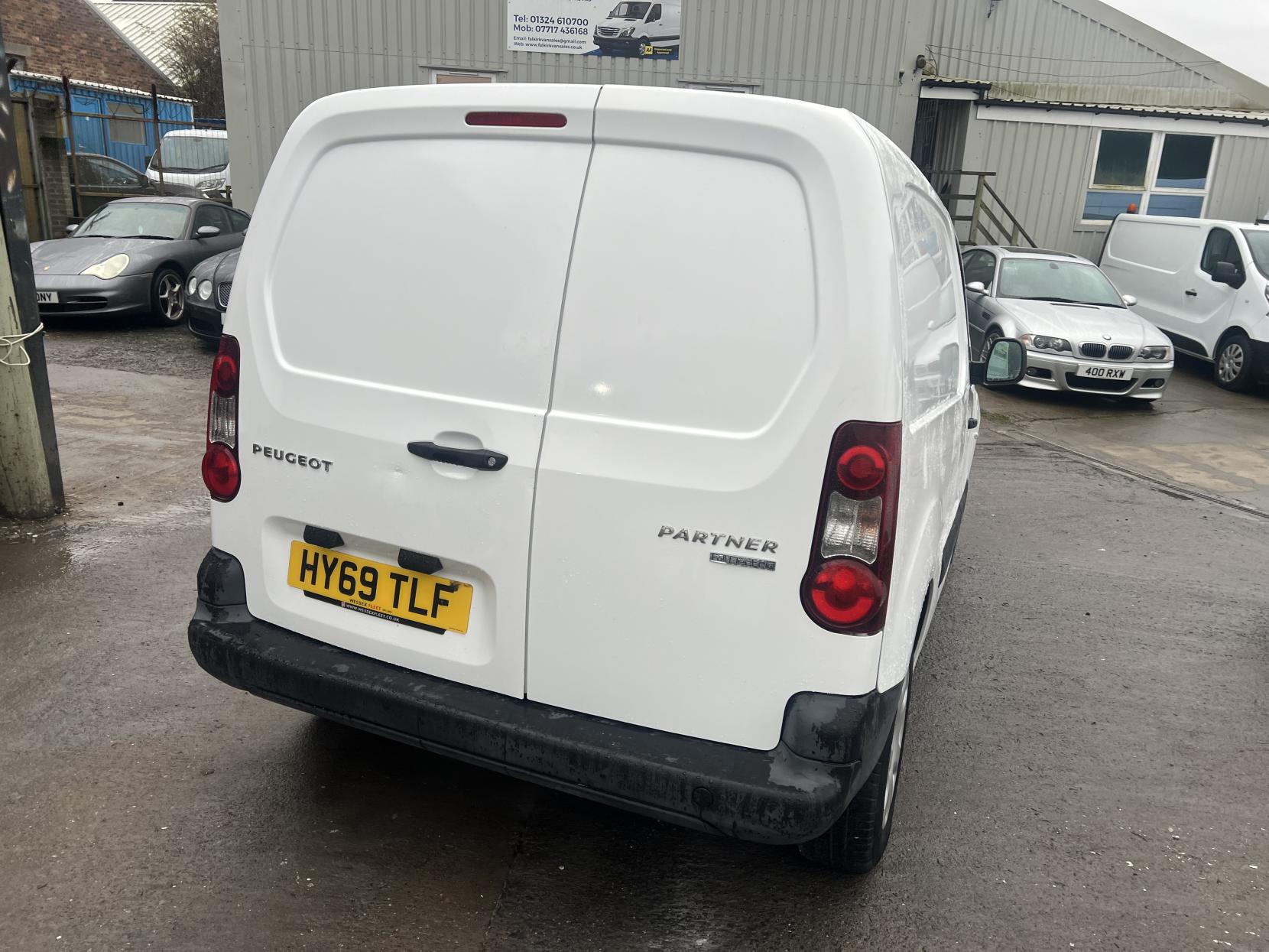 Peugeot e-Partner 49Kw SE Panel Van 6dr Electric Automatic FWD L2 H1 (0 g/km, 65.71 bhp)