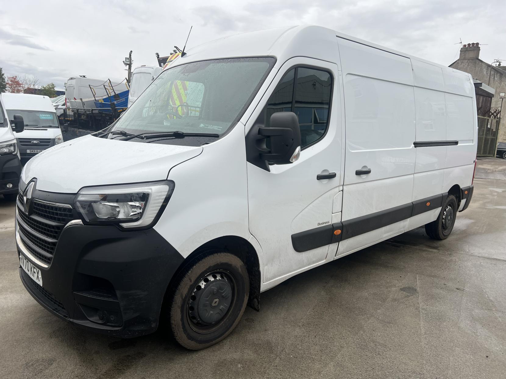 Renault Master 2.3 dCi ENERGY 35 Business Panel Van 4dr Diesel Manual FWD LWB Medium Roof Euro 6 (s/s) (150 bhp)