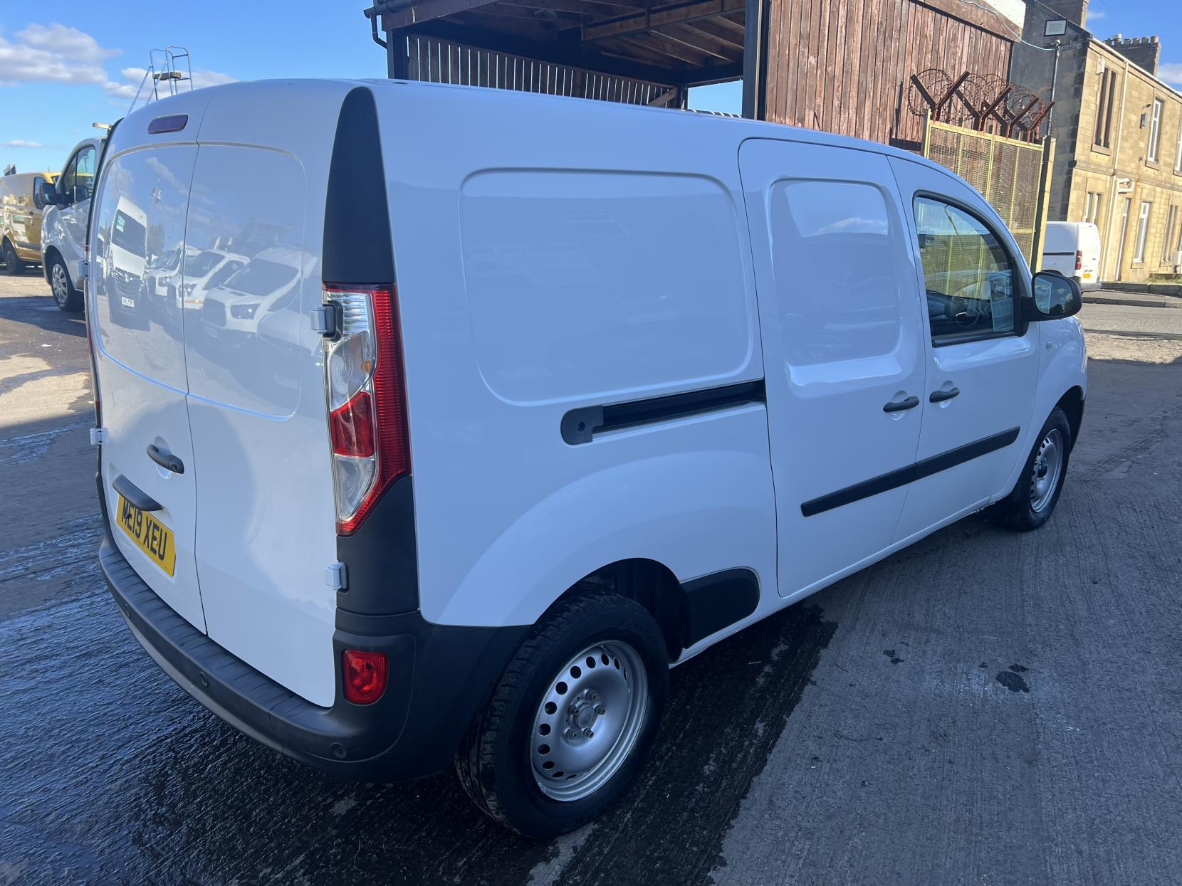Renault Kangoo Maxi 1.5 dCi ENERGY LL21 Business Panel Van 6dr Diesel Manual L3 H1 Euro 6 (s/s) (110 ps)