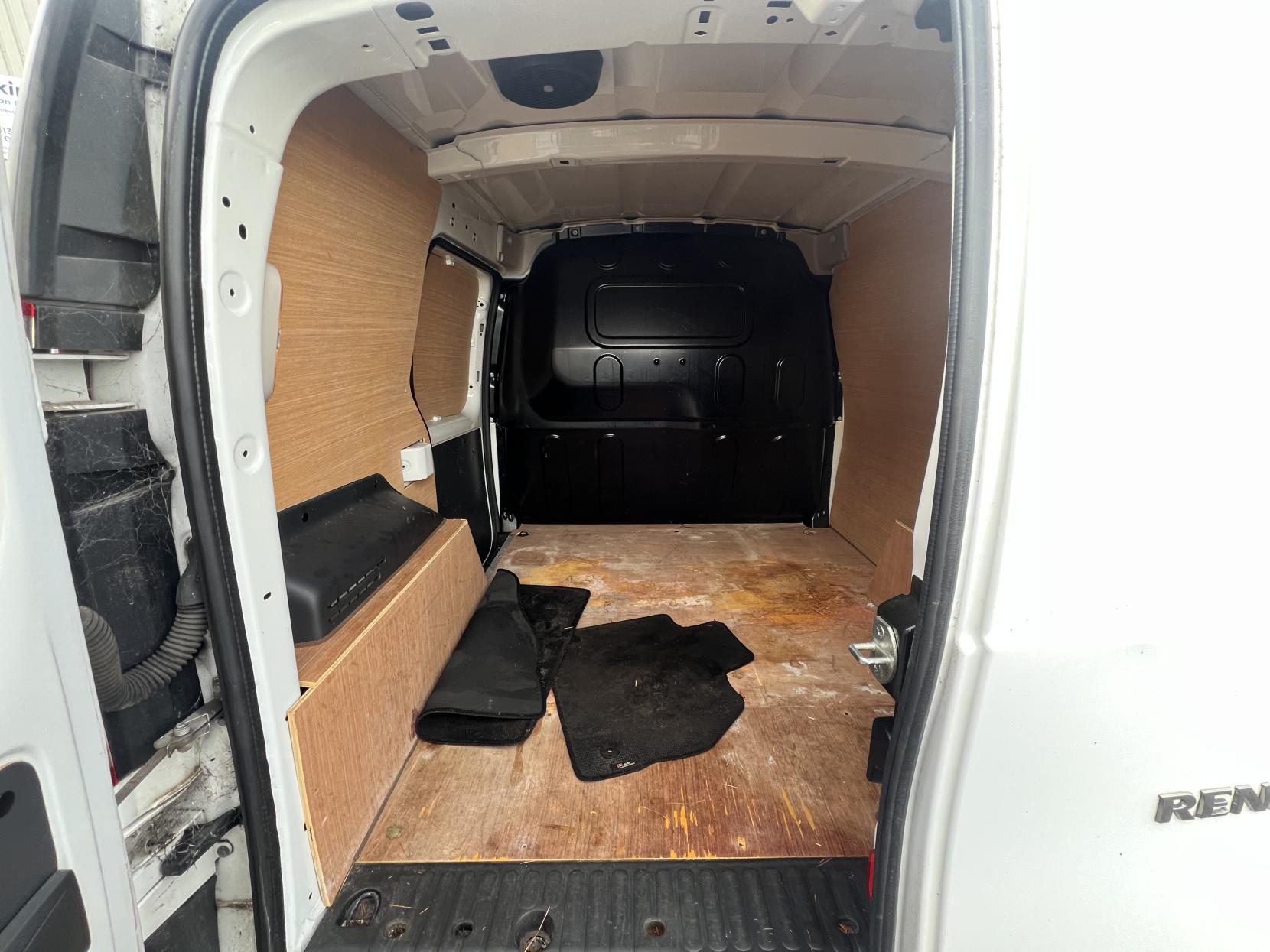 Renault Kangoo 1.5 dCi ENERGY ML19 Business+ Panel Van 5dr Diesel Manual MWB Euro 6 (s/s) (95 ps)