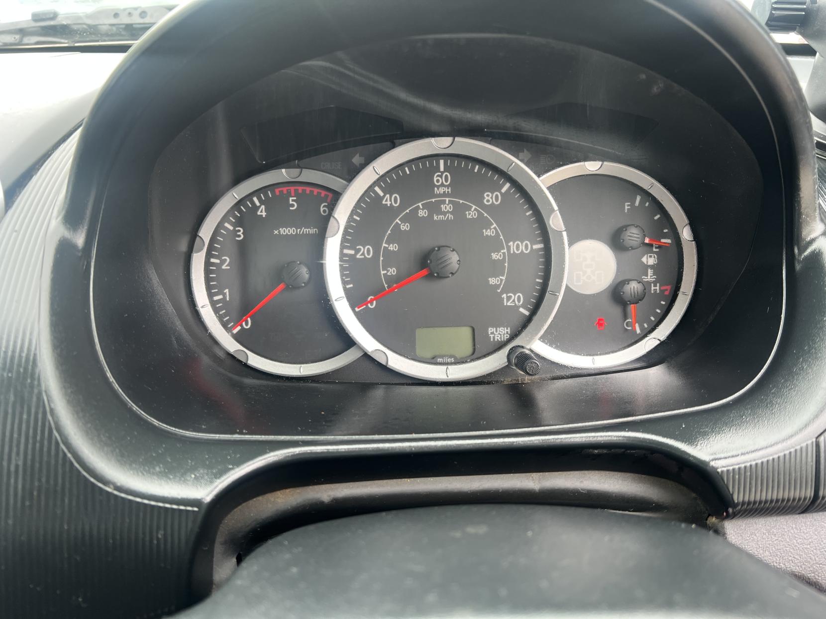 Mitsubishi L200 2.5 DI-D Warrior Pickup Double Cab 4dr Diesel Manual 4WD Euro 5 (LB) (175 ps)