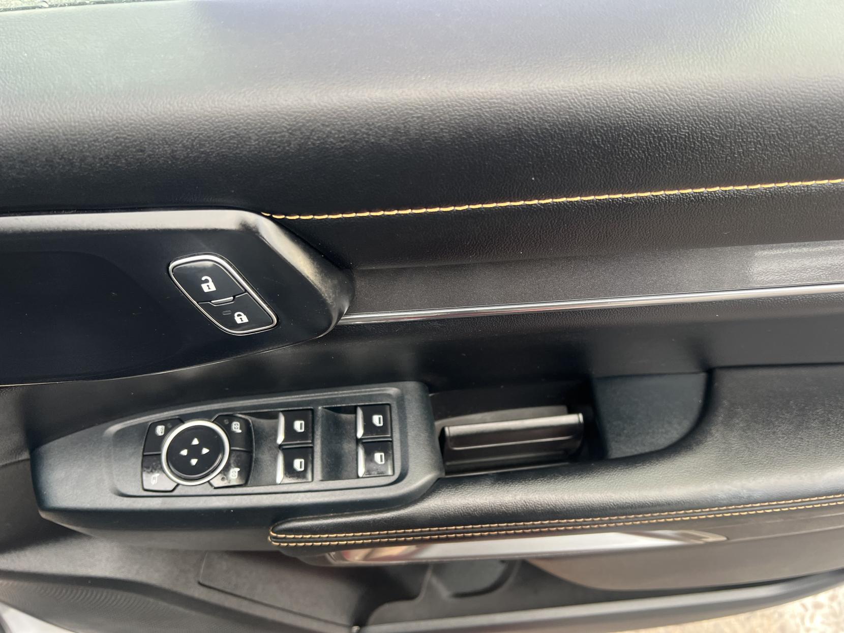 Ford Ranger 2.0 TD EcoBlue Wildtrak Pickup Double Cab 4dr Diesel Auto 4WD Euro 6 (s/s) (205 ps)