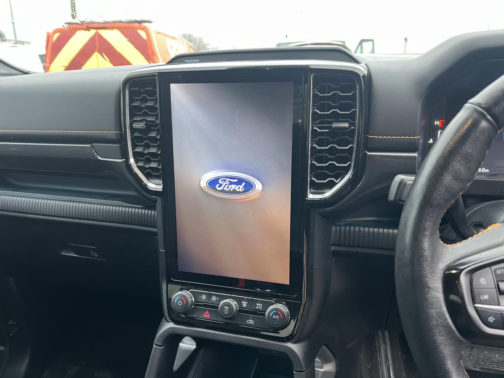 Ford Ranger 2.0 TD EcoBlue Wildtrak Pickup Double Cab 4dr Diesel Auto 4WD Euro 6 (s/s) (205 ps)