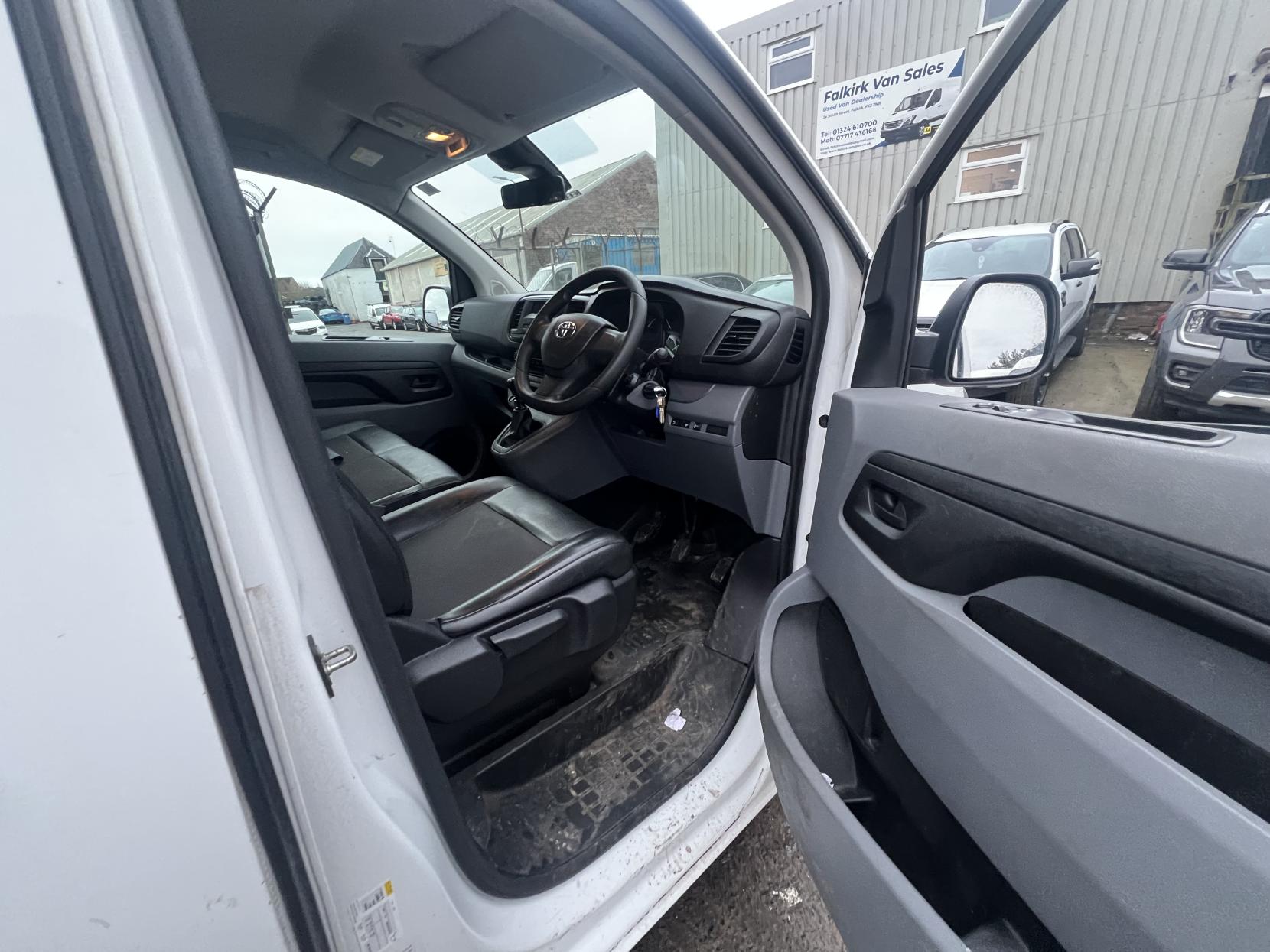 Toyota ProAce 1.5D Icon Medium Panel Van 6dr Diesel Manual MWB Euro 6 (s/s) (120 bhp)
