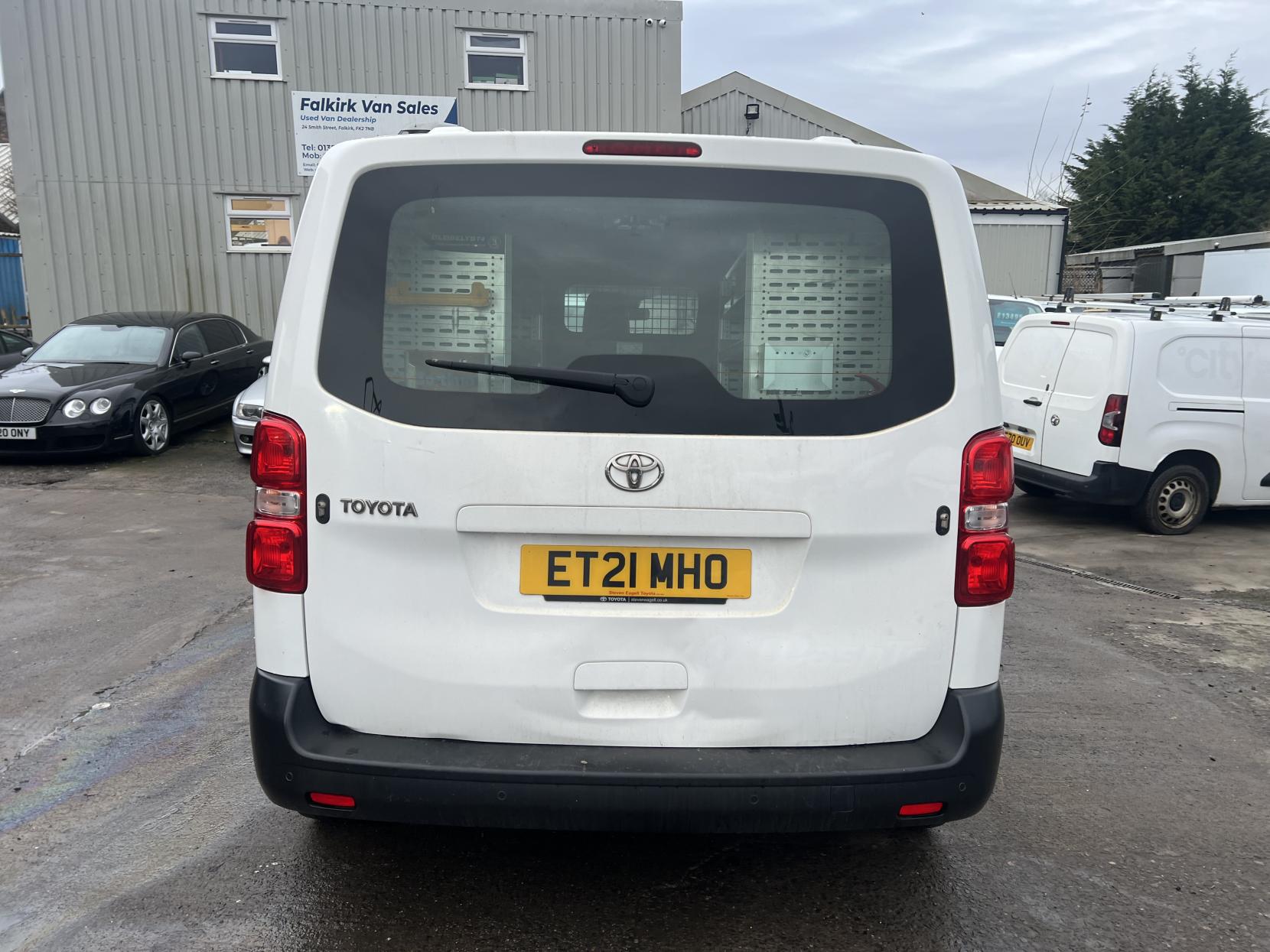 Toyota ProAce 1.5D Icon Medium Panel Van 6dr Diesel Manual MWB Euro 6 (s/s) (120 bhp)