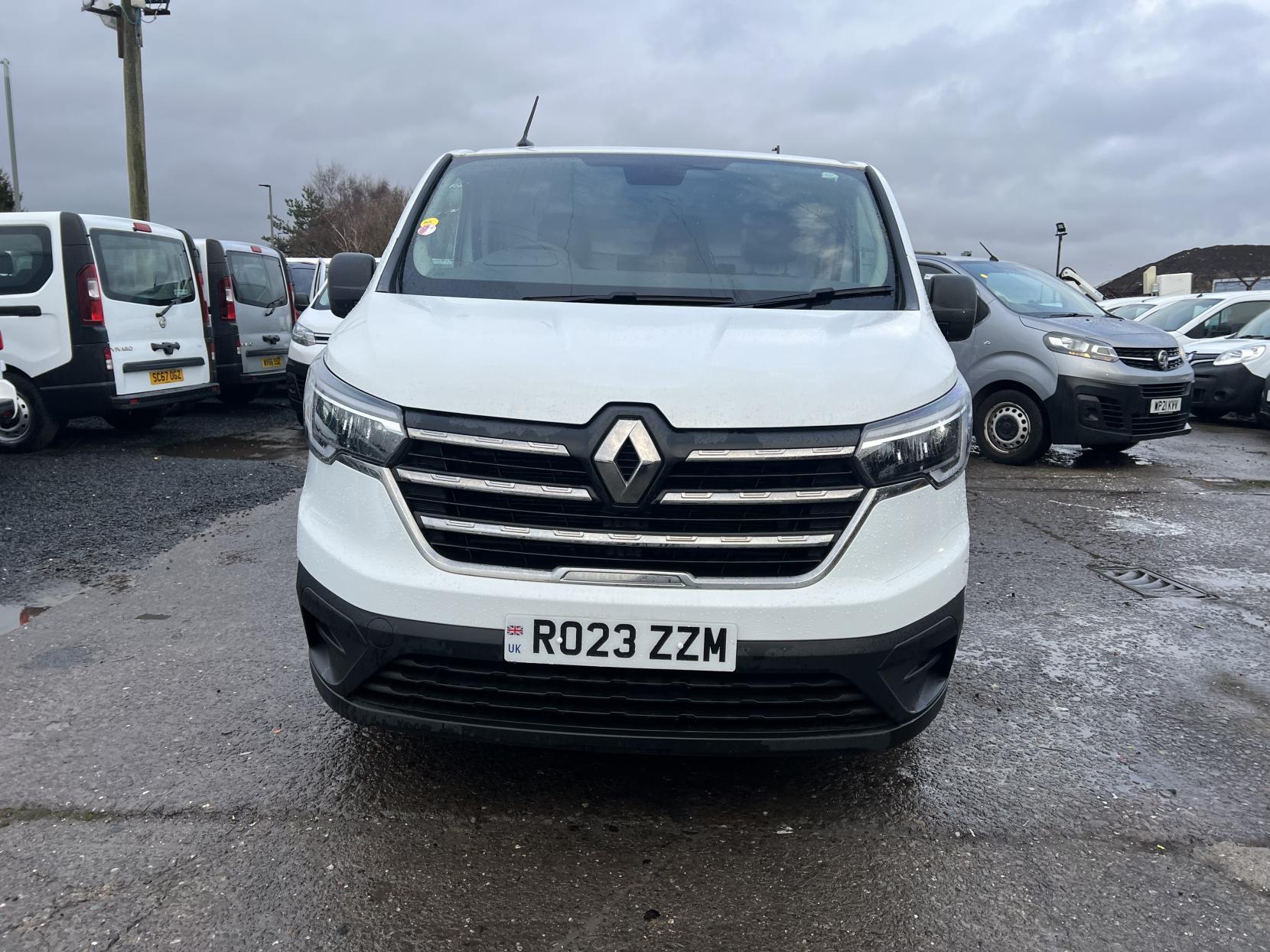 Renault Trafic 2.0 dCi Blue SL28 Business+ Panel Van 5dr Diesel Manual L1 H1 Euro 6 (s/s) (130 ps)