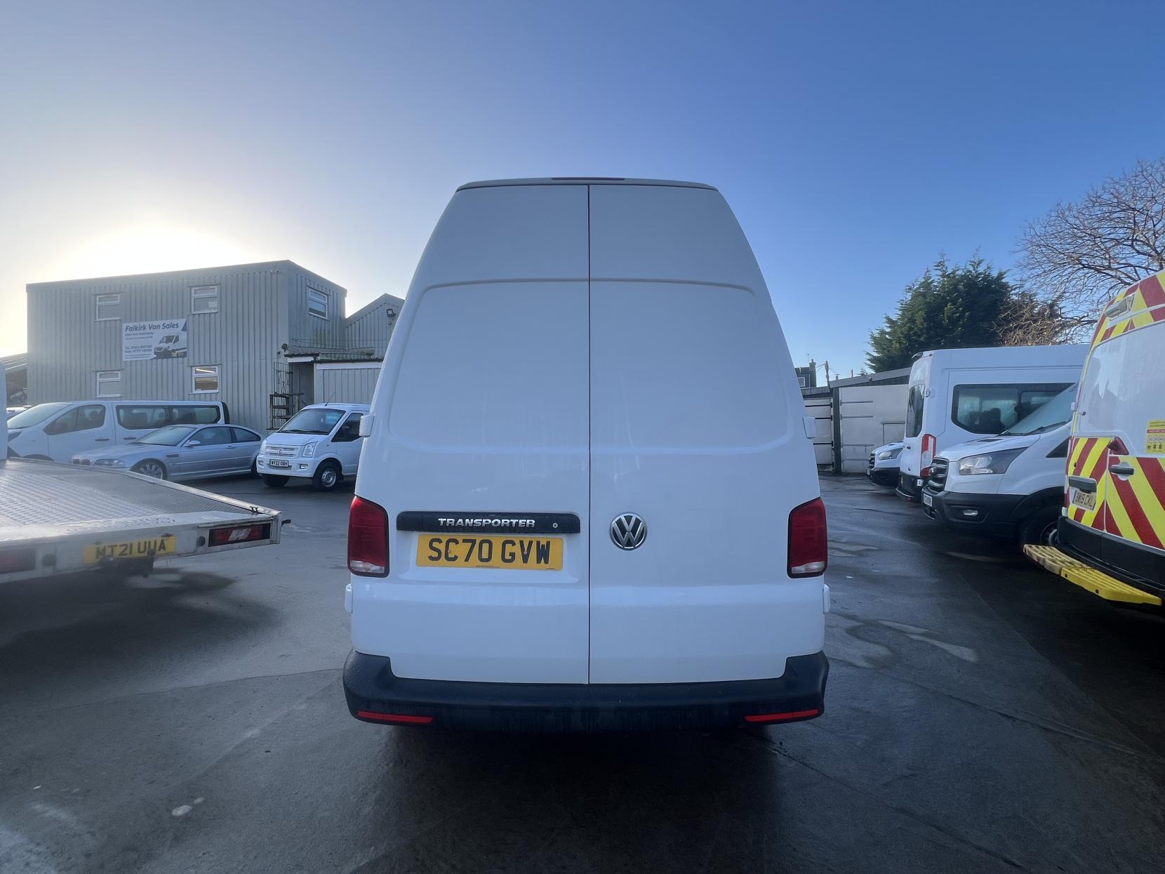 Volkswagen Transporter 2.0 TDI T28 Startline Panel Van 5dr Diesel Manual FWD LWB Euro 6 (s/s) (90 ps)
