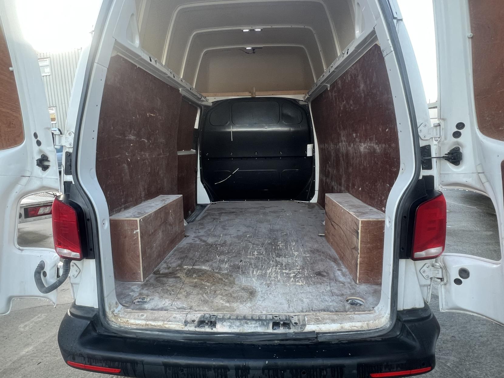 Volkswagen Transporter 2.0 TDI T28 Startline Panel Van 5dr Diesel Manual FWD LWB Euro 6 (s/s) (90 ps)