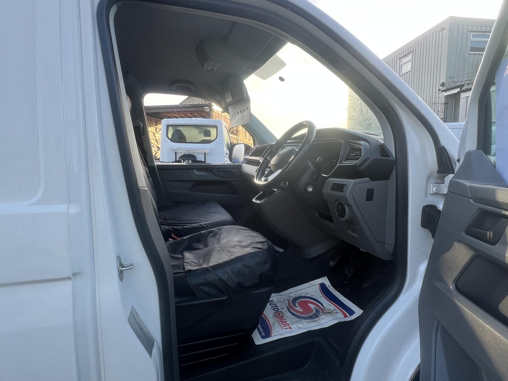 Volkswagen Transporter 2.0 TDI T28 Startline Panel Van 5dr Diesel Manual FWD LWB Euro 6 (s/s) (90 ps)