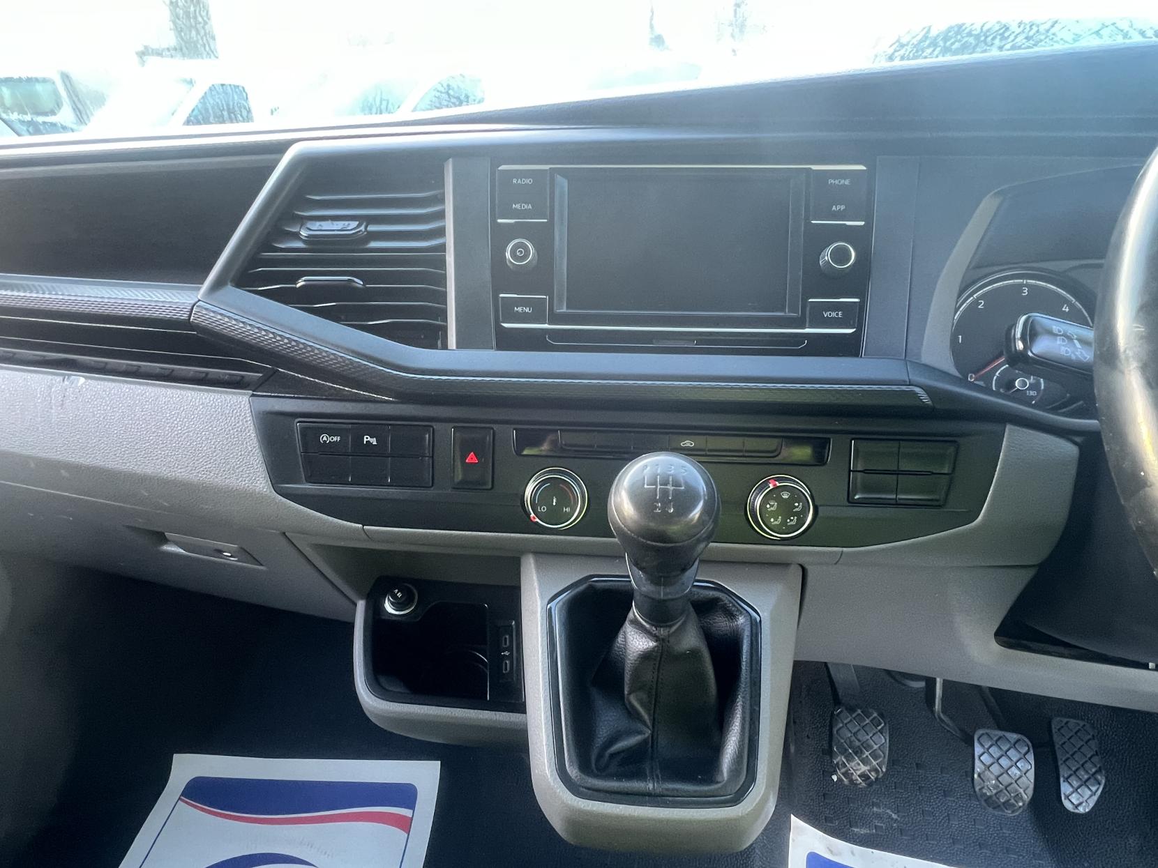 Volkswagen Transporter 2.0 TDI T28 Startline Panel Van 5dr Diesel Manual FWD LWB Euro 6 (s/s) (90 ps)