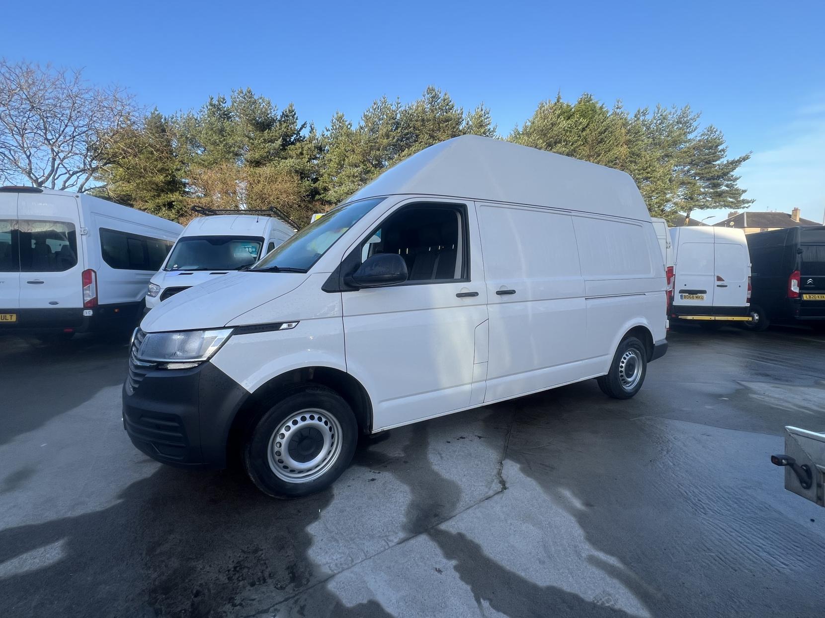 Volkswagen Transporter 2.0 TDI T28 Startline Panel Van 5dr Diesel Manual FWD LWB Euro 6 (s/s) (90 ps)