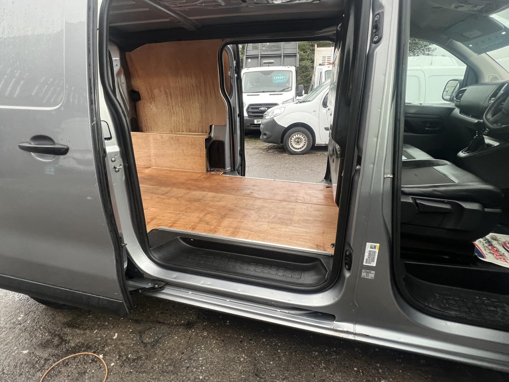 Vauxhall Vivaro 1.5 Turbo D 2700 Edition Panel Van 5dr Diesel Manual L1 H1 Euro 6 (s/s) (100 ps)