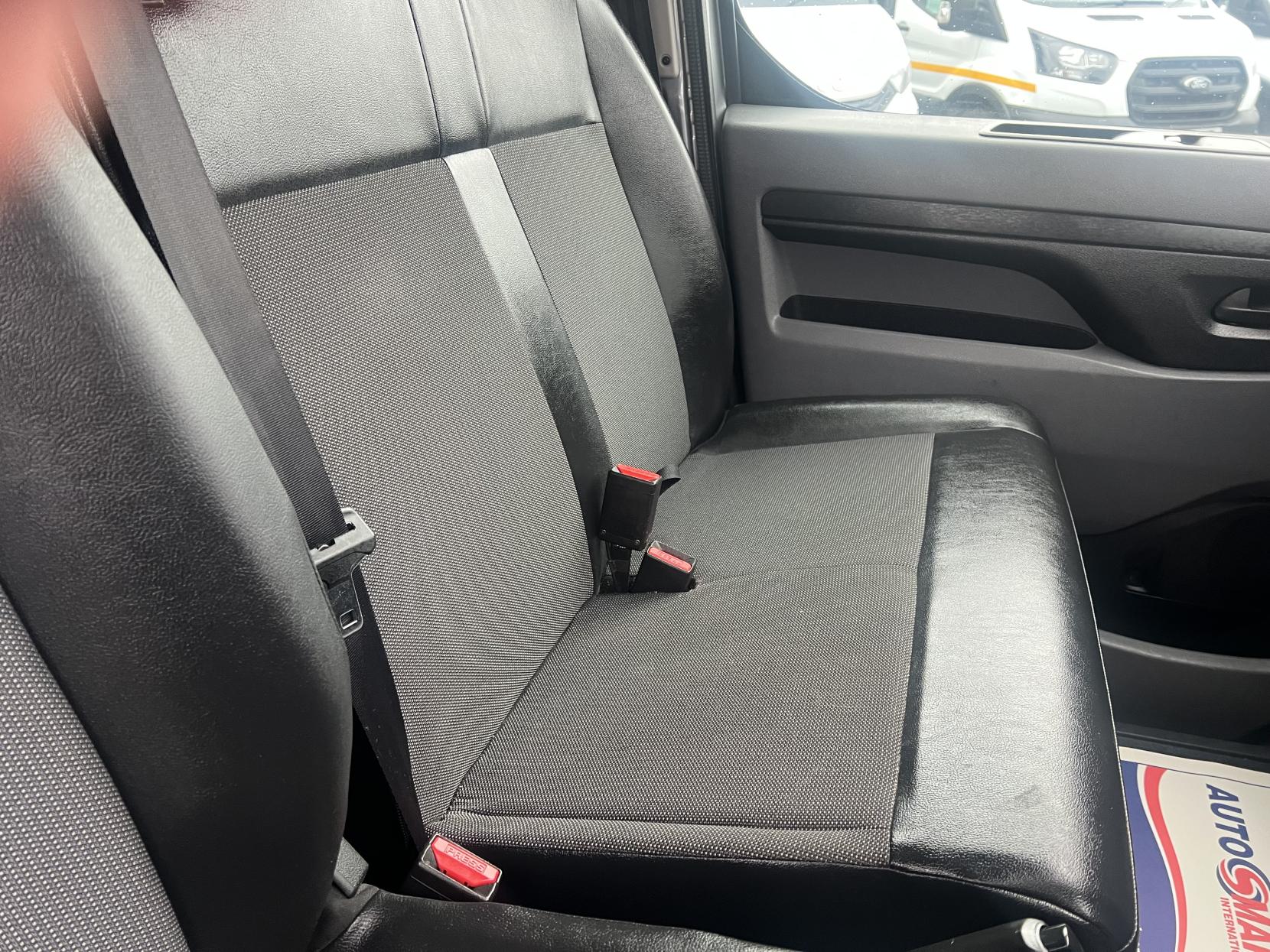 Vauxhall Vivaro 1.5 Turbo D 2700 Edition Panel Van 5dr Diesel Manual L1 H1 Euro 6 (s/s) (100 ps)