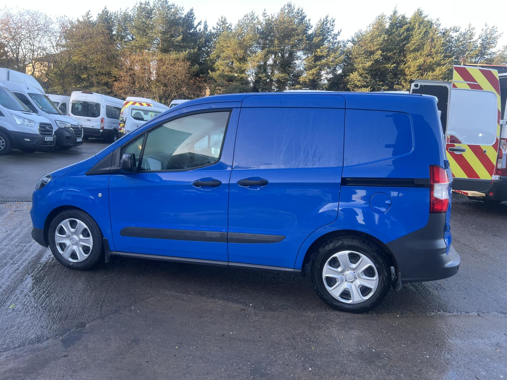 Ford Transit Courier 1.5 TDCi Trend Panel Van 5dr Diesel Manual L1 Euro 6 (100 ps)