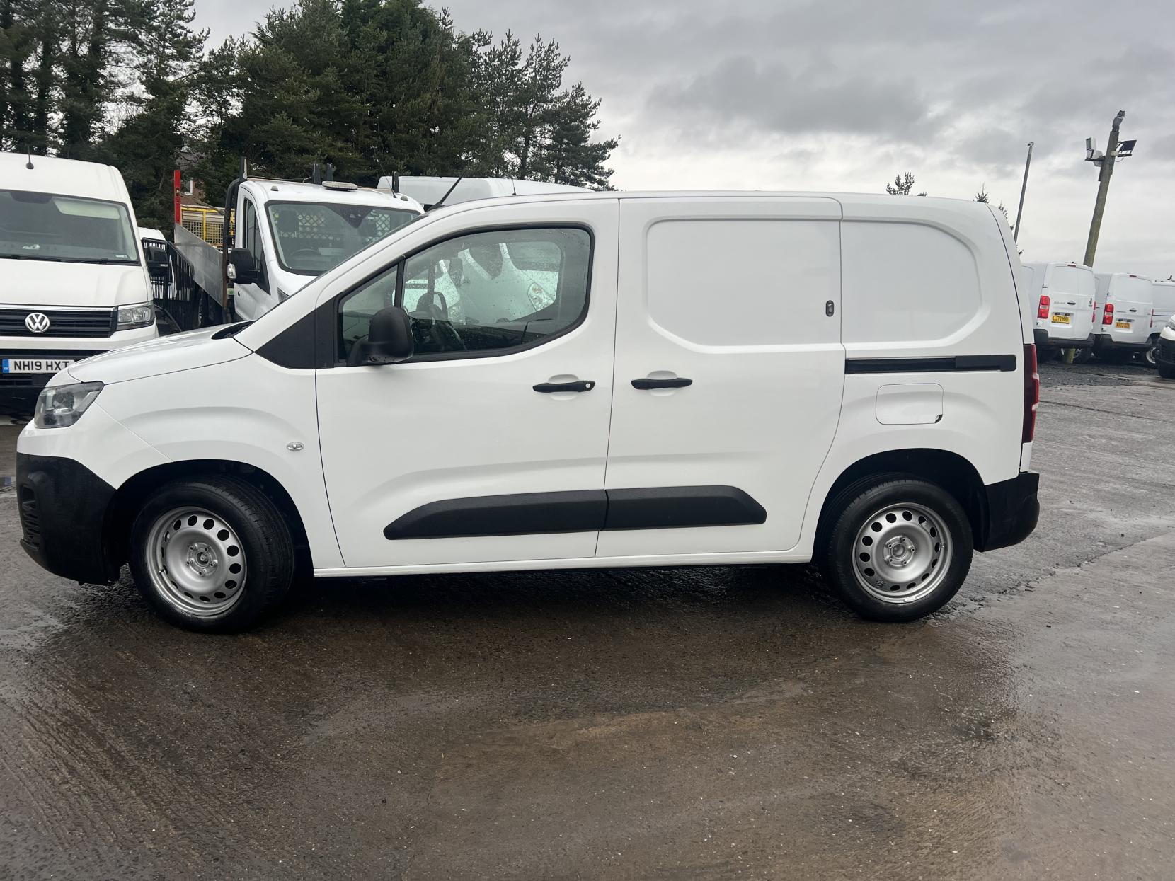 Citroen Berlingo 1.5 BlueHDi 1000 Enterprise M Panel Van 5dr Diesel Manual SWB Euro 6 (s/s) (100 ps)