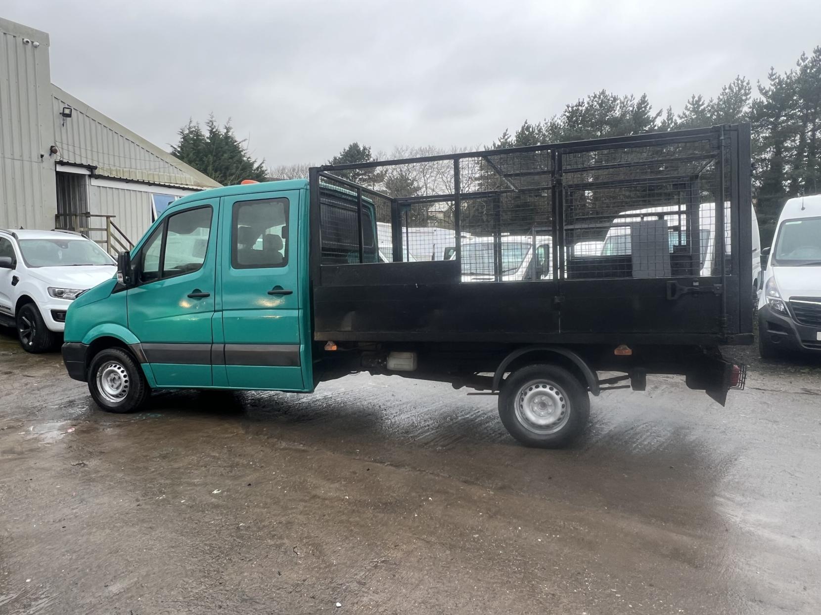 Volkswagen Crafter 2.5 BlueTDi CR35 Tipper Double Cab 4dr Diesel Manual RWD L3 (107 bhp)