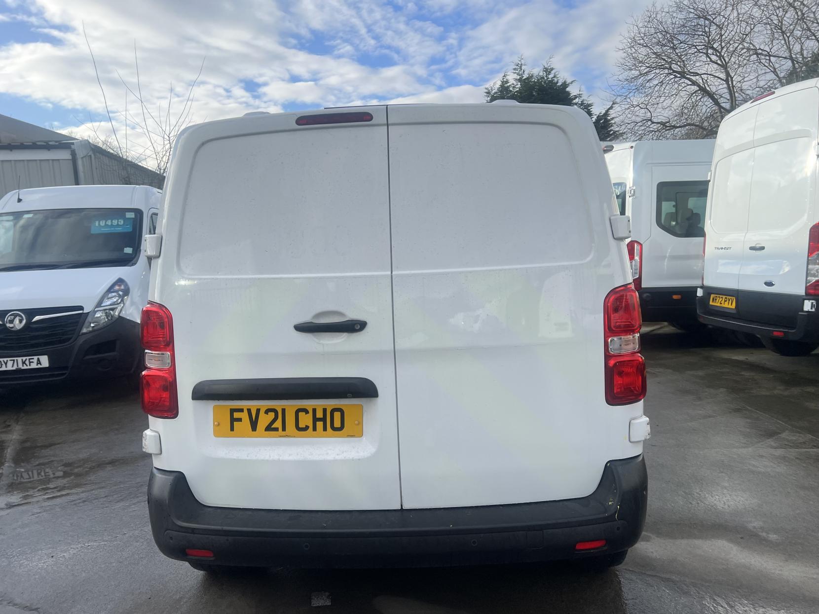 Peugeot Expert 2.0 BlueHDi 1400 Professional Standard Panel Van 6dr Diesel Manual MWB Euro 6 (s/s) (120 ps)