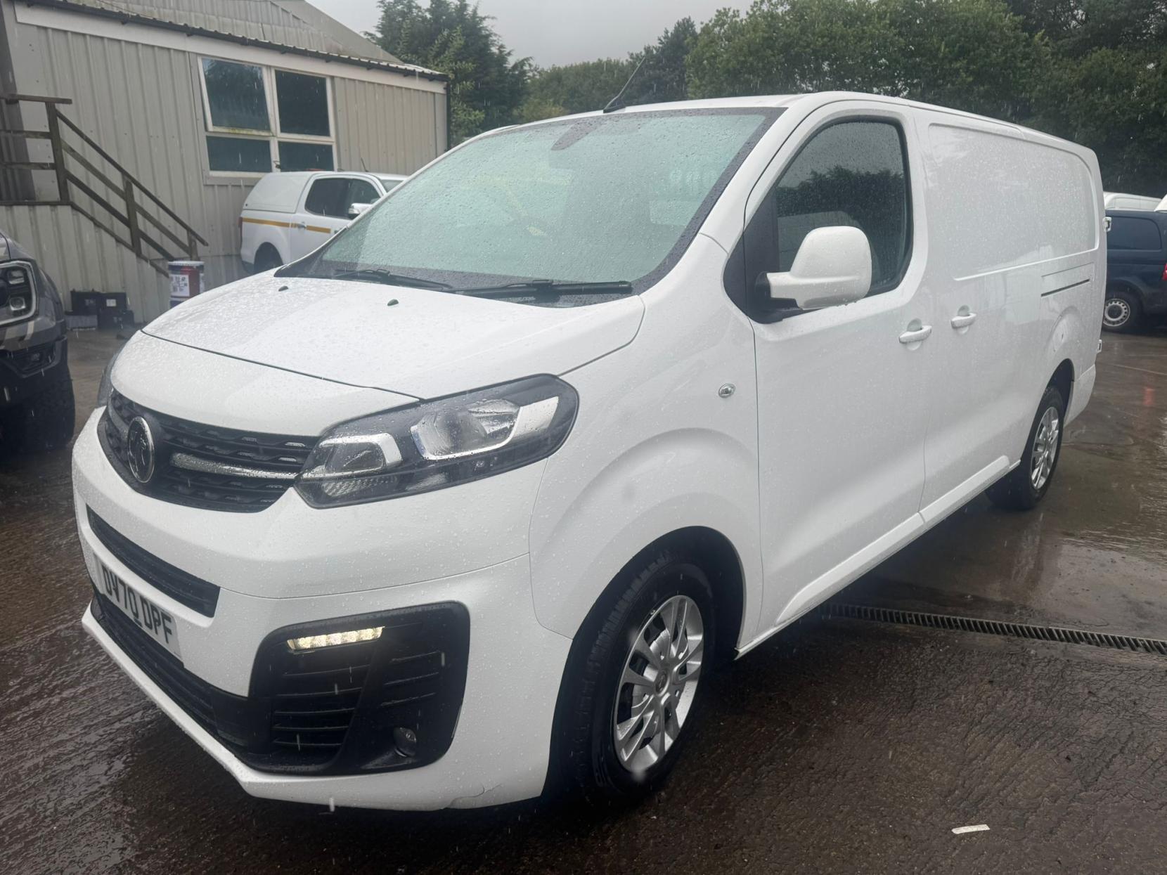 Vauxhall Vivaro 1.5 Turbo D 2900 Sportive Panel Van 5dr Diesel Manual L2 H1 Euro 6 (s/s) (100 ps)