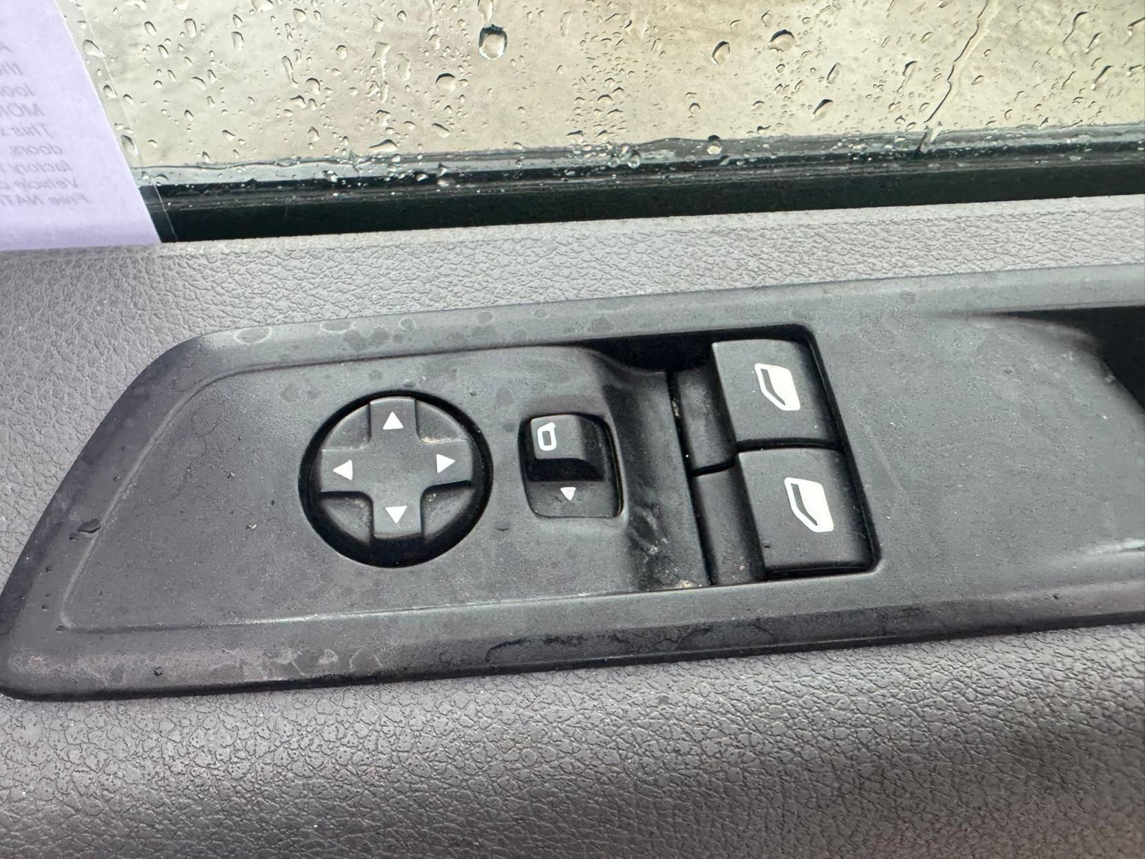 Vauxhall Vivaro 1.5 Turbo D 2900 Sportive Panel Van 5dr Diesel Manual L2 H1 Euro 6 (s/s) (100 ps)