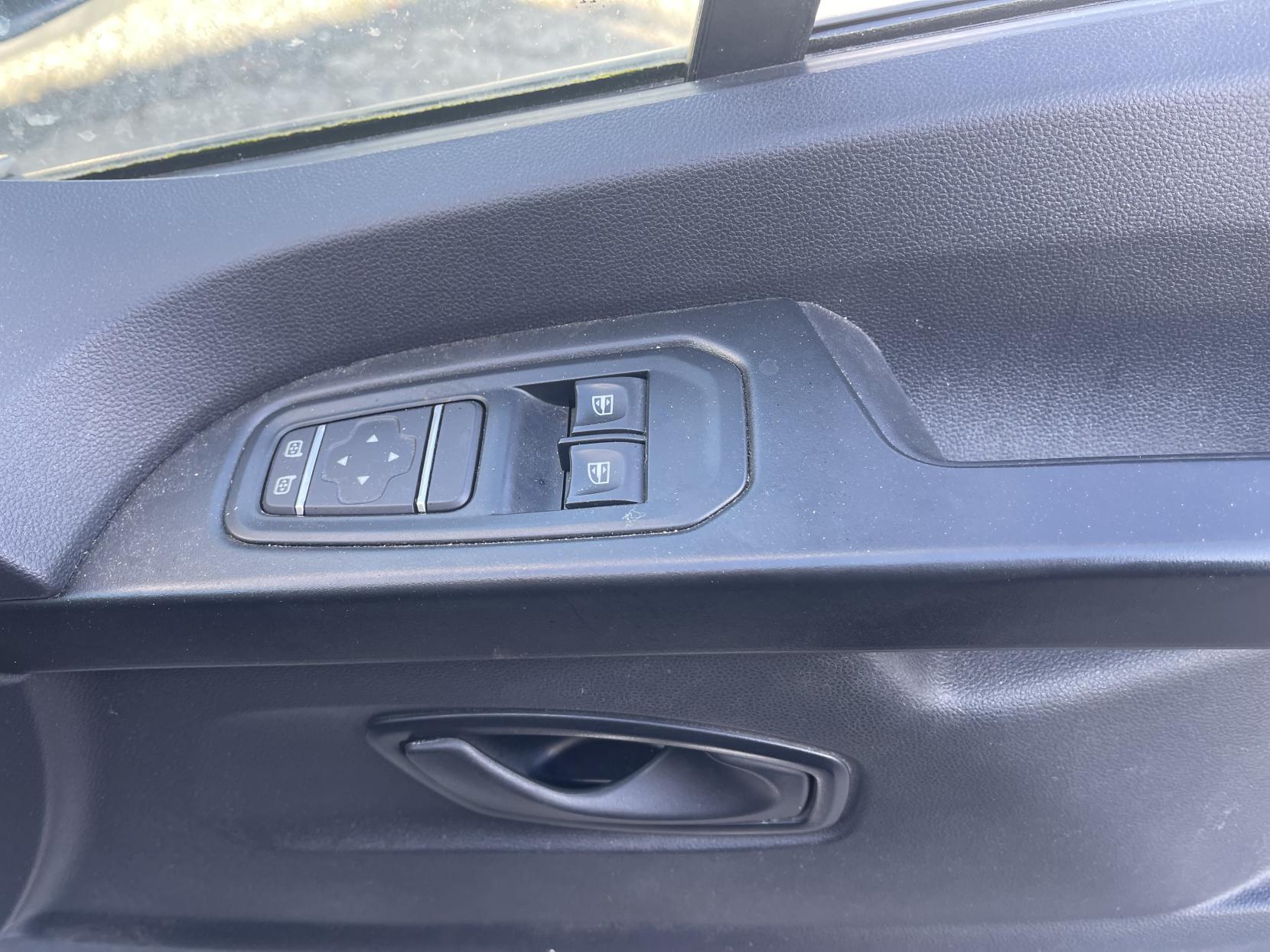 Renault Trafic 2.0 dCi Blue LL30 Business Panel Van 5dr Diesel Manual L2 H1 Euro 6 (s/s) (130 ps)