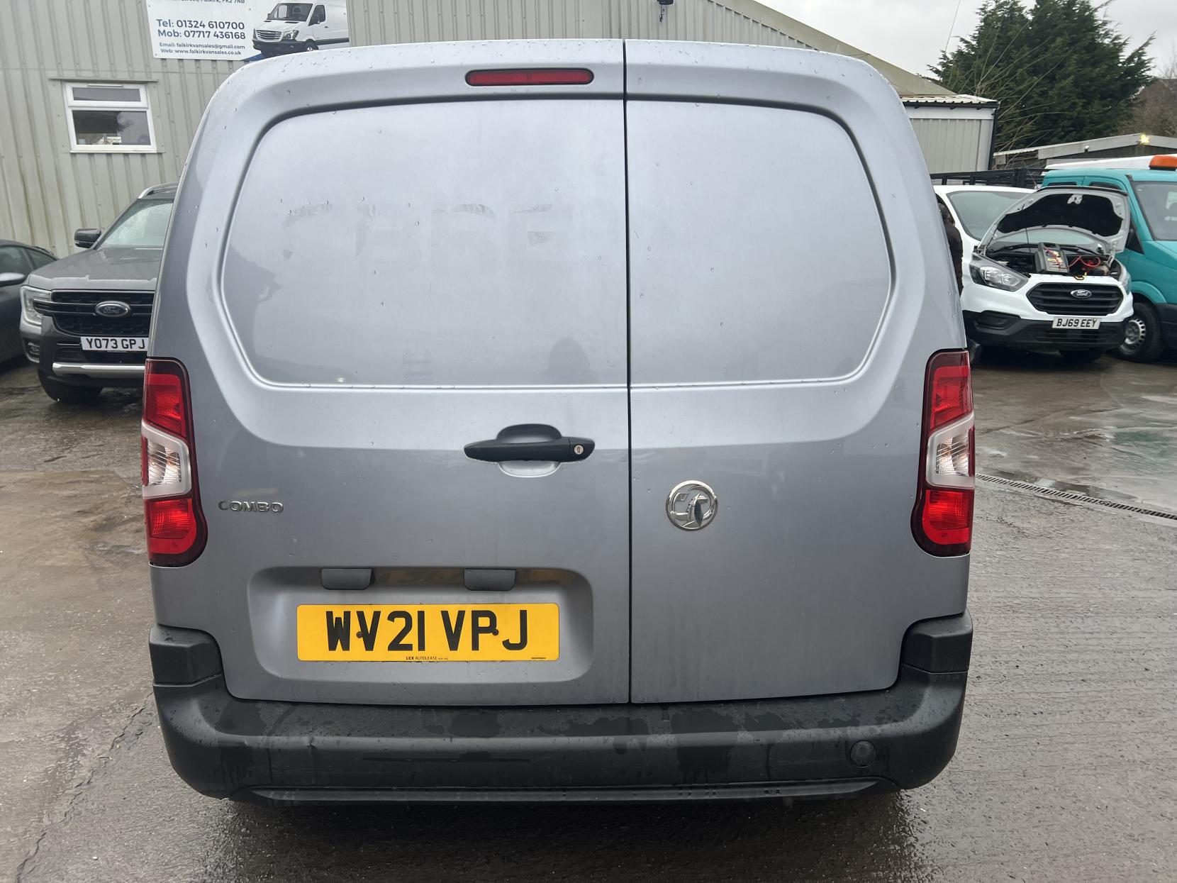 Vauxhall Combo 1.5 Turbo D 2000 Edition Panel Van 4dr Diesel Manual L1 H1 Euro 6 (s/s) (100 ps)