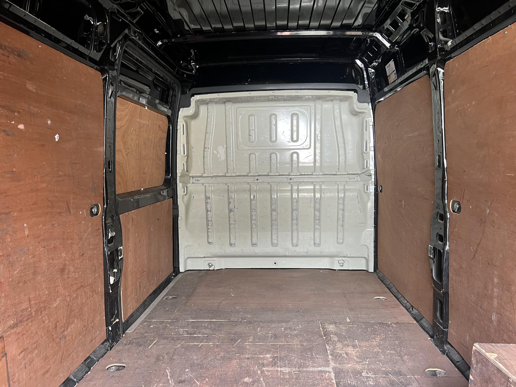 Citroen Relay 2.2 BlueHDi 35 Enterprise Panel Van 5dr Diesel Manual L3 High Roof Euro 6 (s/s) (140 ps)