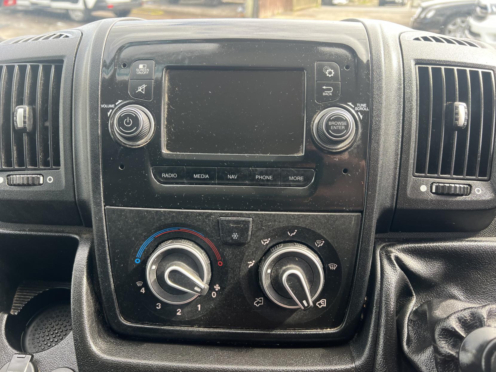 Citroen Relay 2.2 BlueHDi 35 Enterprise Panel Van 5dr Diesel Manual L3 High Roof Euro 6 (s/s) (140 ps)