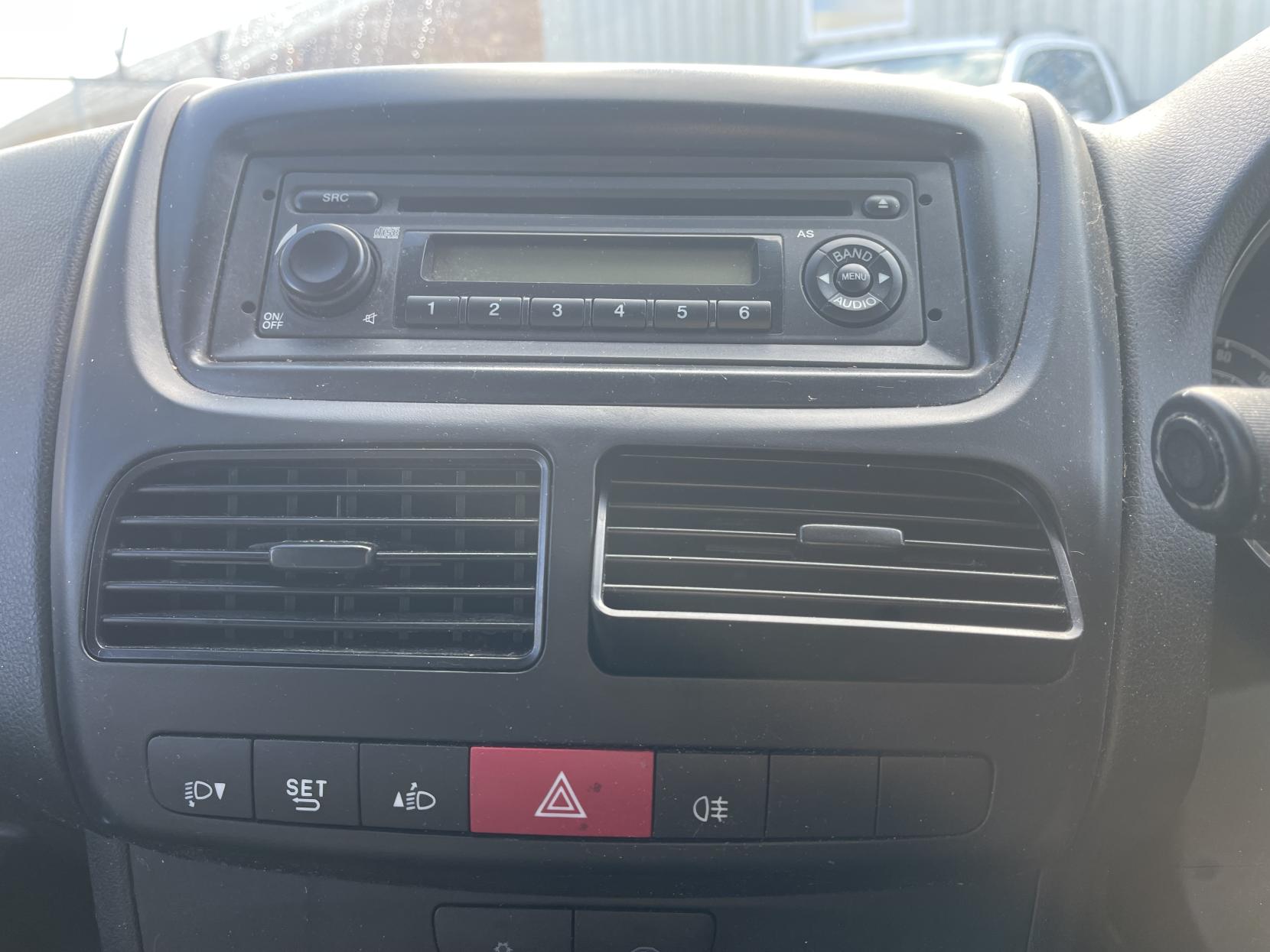 Vauxhall Combo 1.3 CDTi 2000 16v Panel Van 3dr Diesel Manual FWD L1 H1 (133 g/km, 89 bhp)