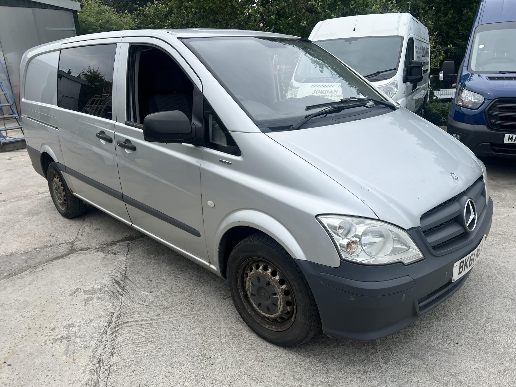 Mercedes-Benz Vito 2.1 113 CDi Dualiner Minibus 5dr Diesel Manual L1 (182 g/km, 136 bhp)