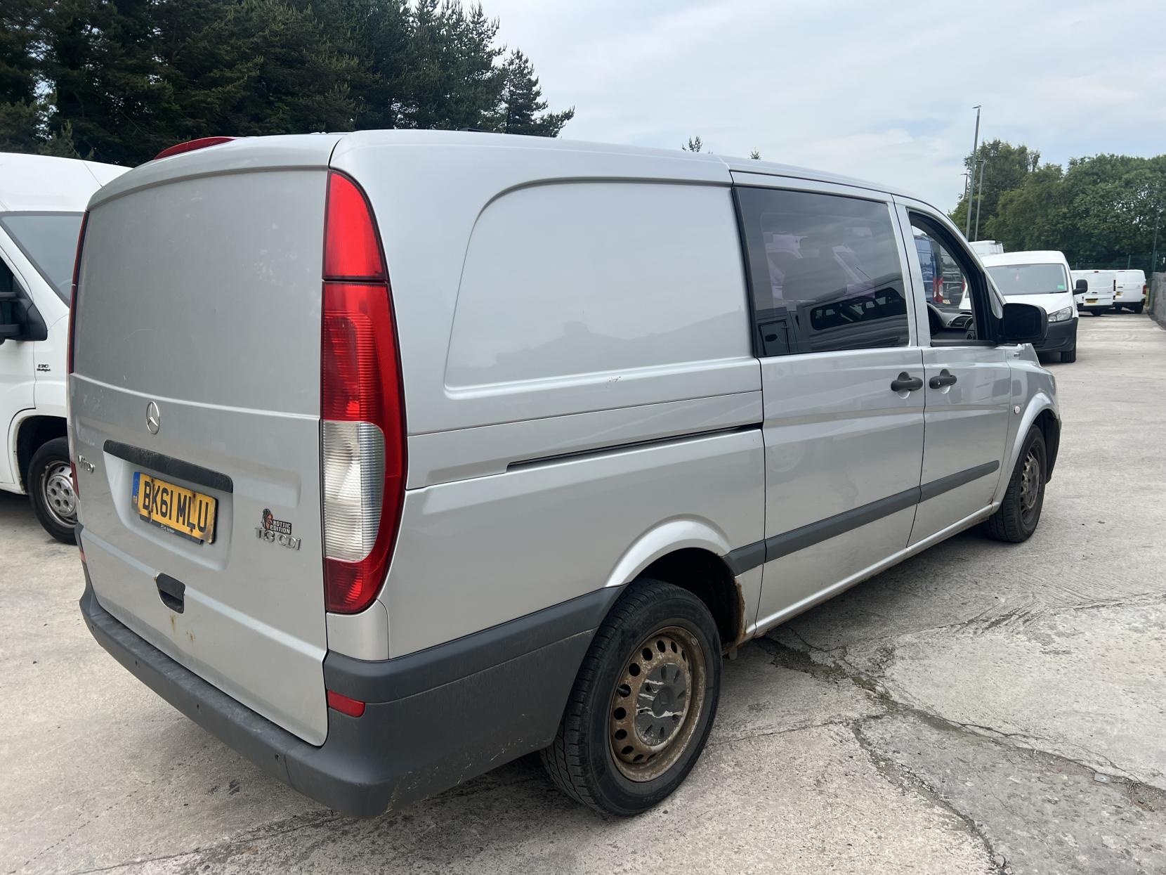 Mercedes-Benz Vito 2.1 113 CDi Dualiner Minibus 5dr Diesel Manual L1 (182 g/km, 136 bhp)