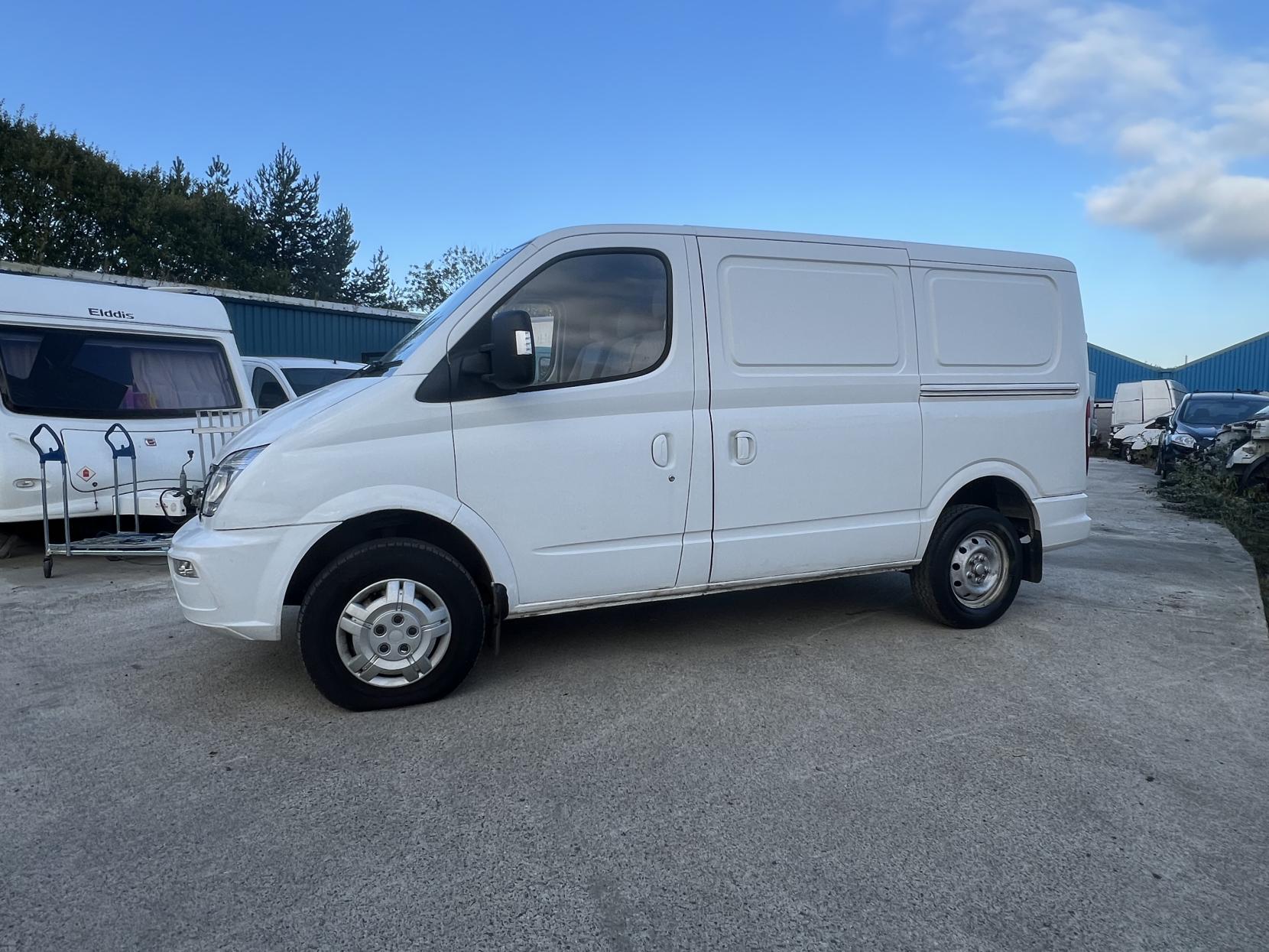 LDV V80 2.5 Eco-D Panel Van 5dr Diesel Manual SWB Euro 5 (136 ps)