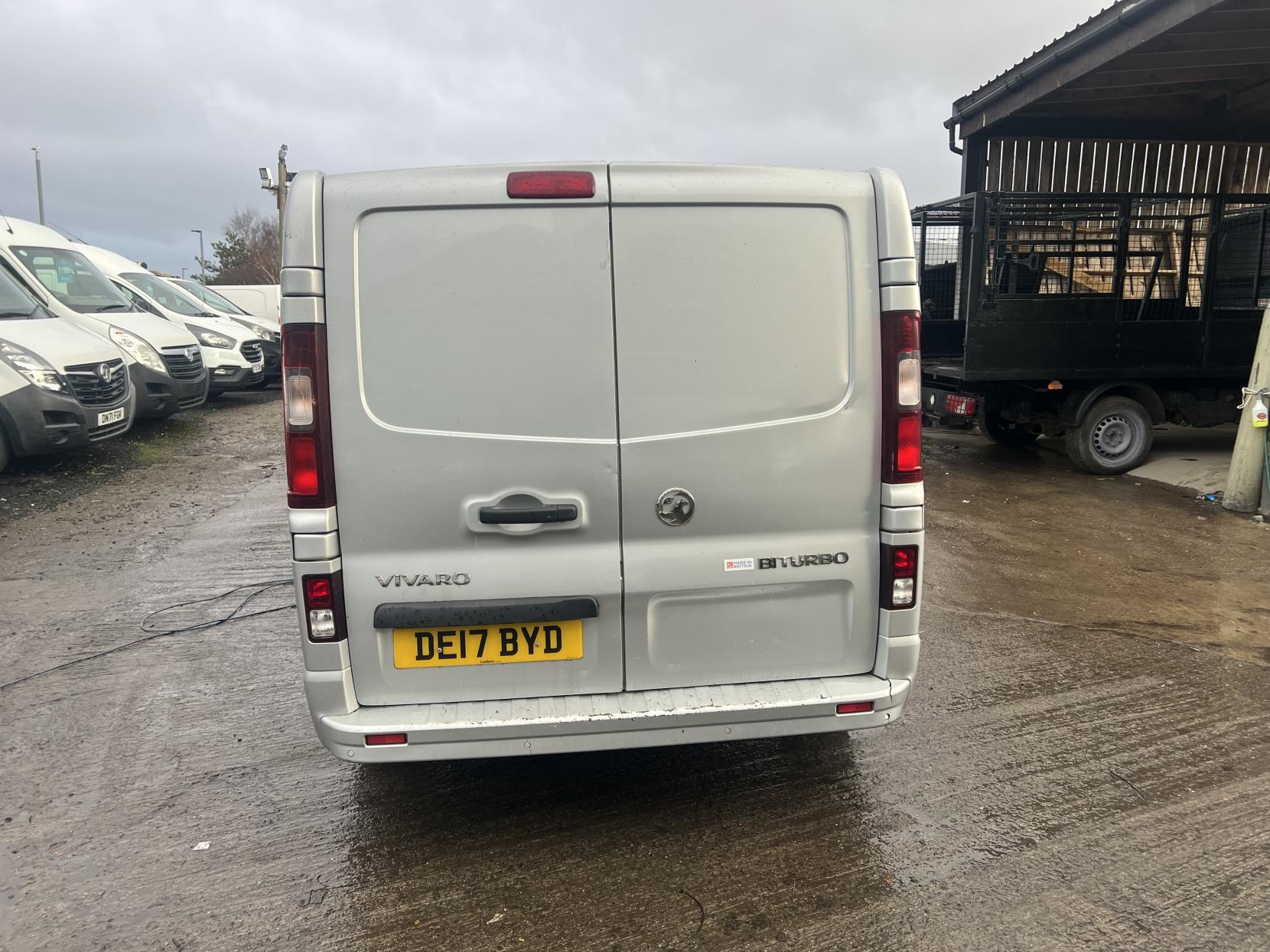 Vauxhall Vivaro 1.6 CDTi 2900 BiTurbo Sportive Panel Van 5dr Diesel Manual L2 H1 Euro 6 (s/s) (125 ps)