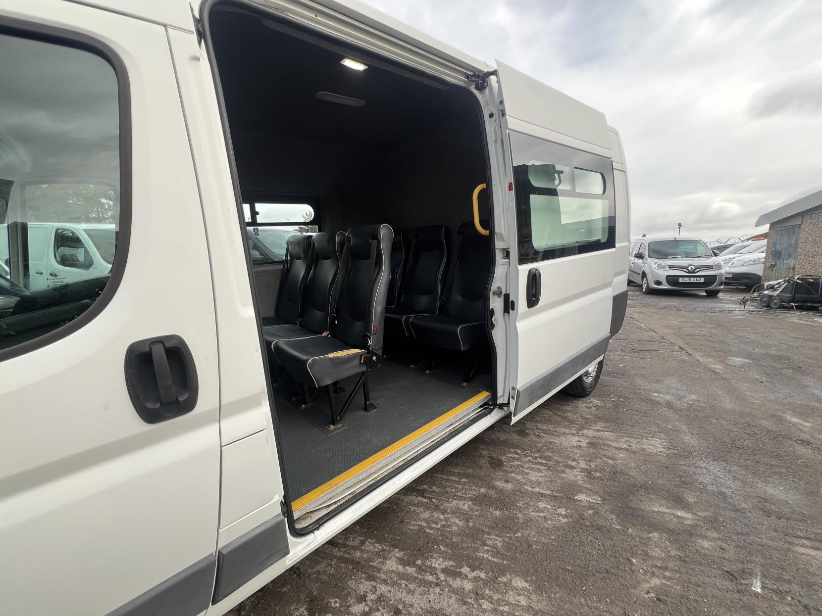 Citroen Relay 2.0 BlueHDi 35 Enterprise Panel Van 5dr Diesel Manual L3 High Roof Euro 6 (130 ps)